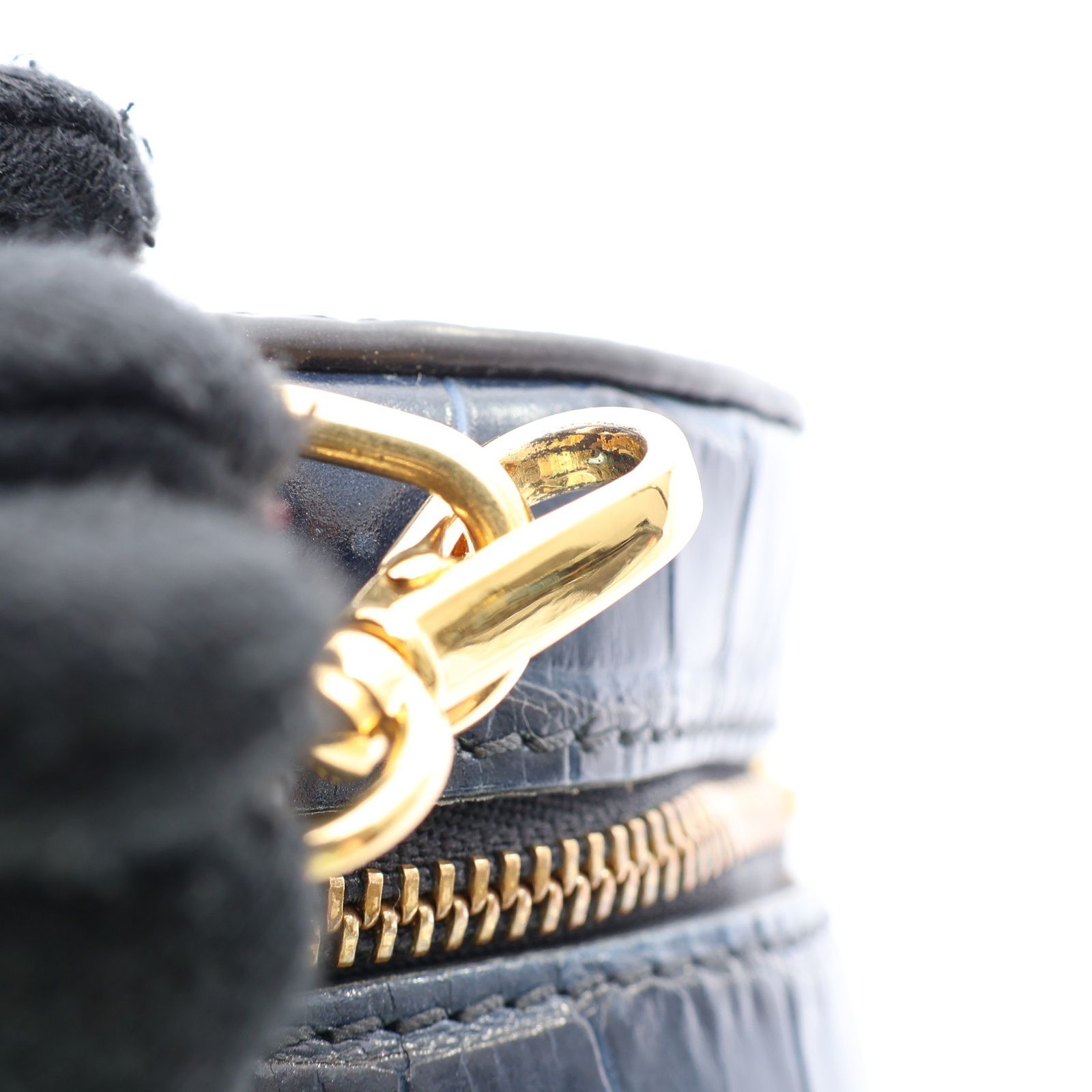 C Circle Crossbody Bag — view 11