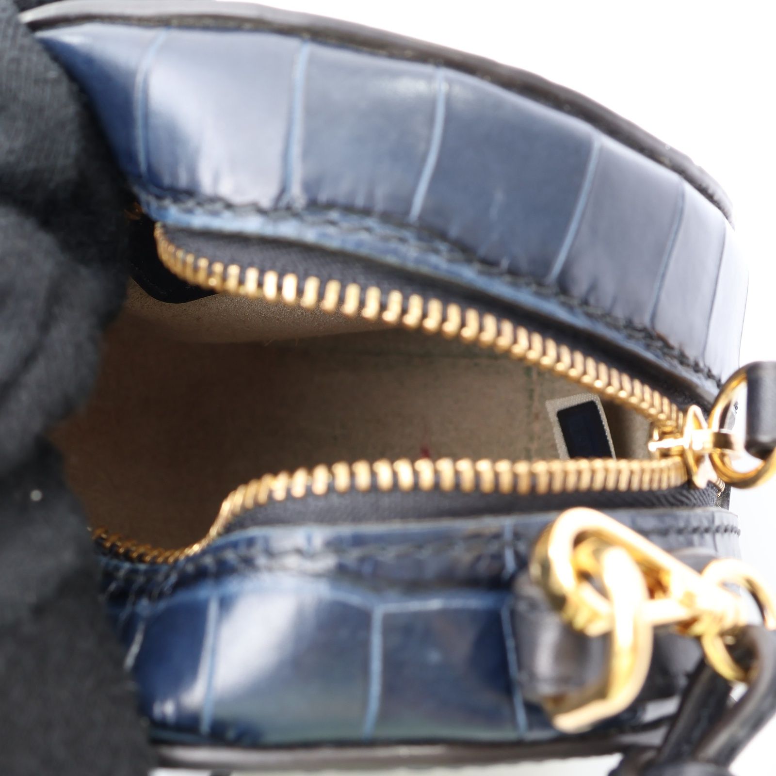 C Circle Crossbody Bag — view 3