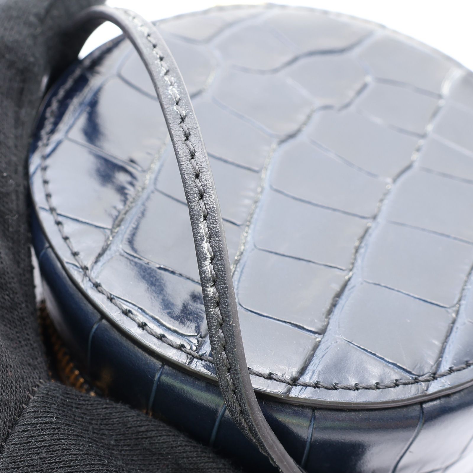 C Circle Crossbody Bag — view 9