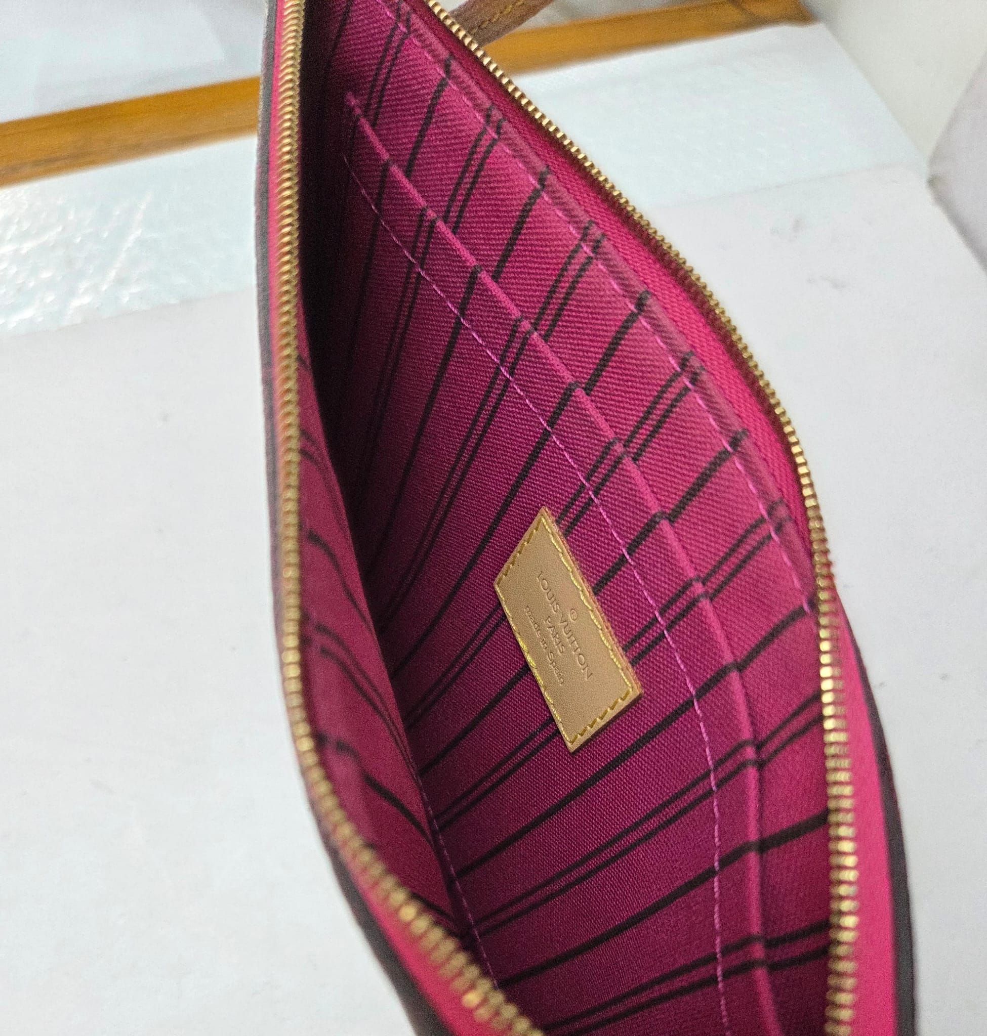Neverfull NM MM, Monogram — view 11