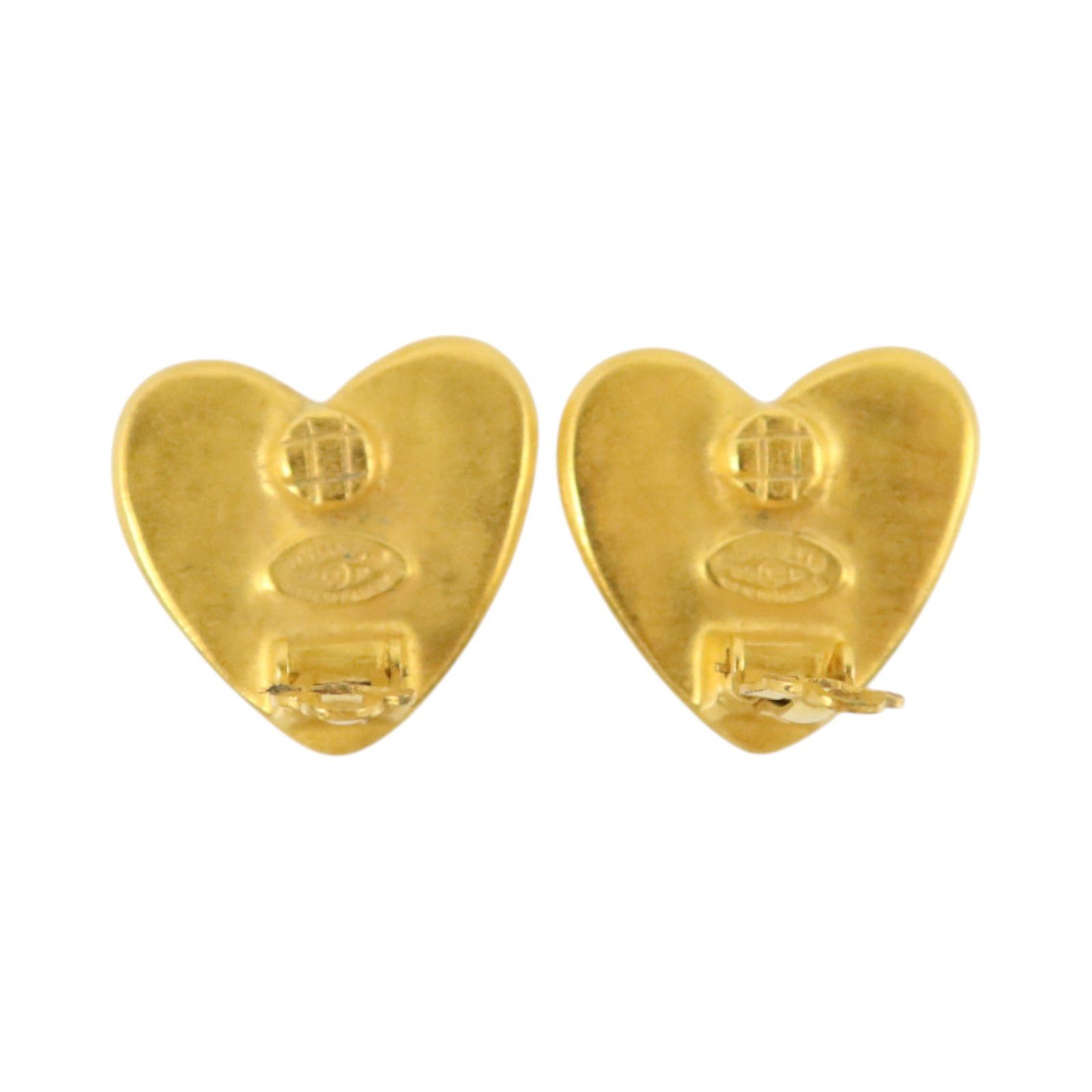 Vintage Heart Clip-On Earrings 95P — view 3
