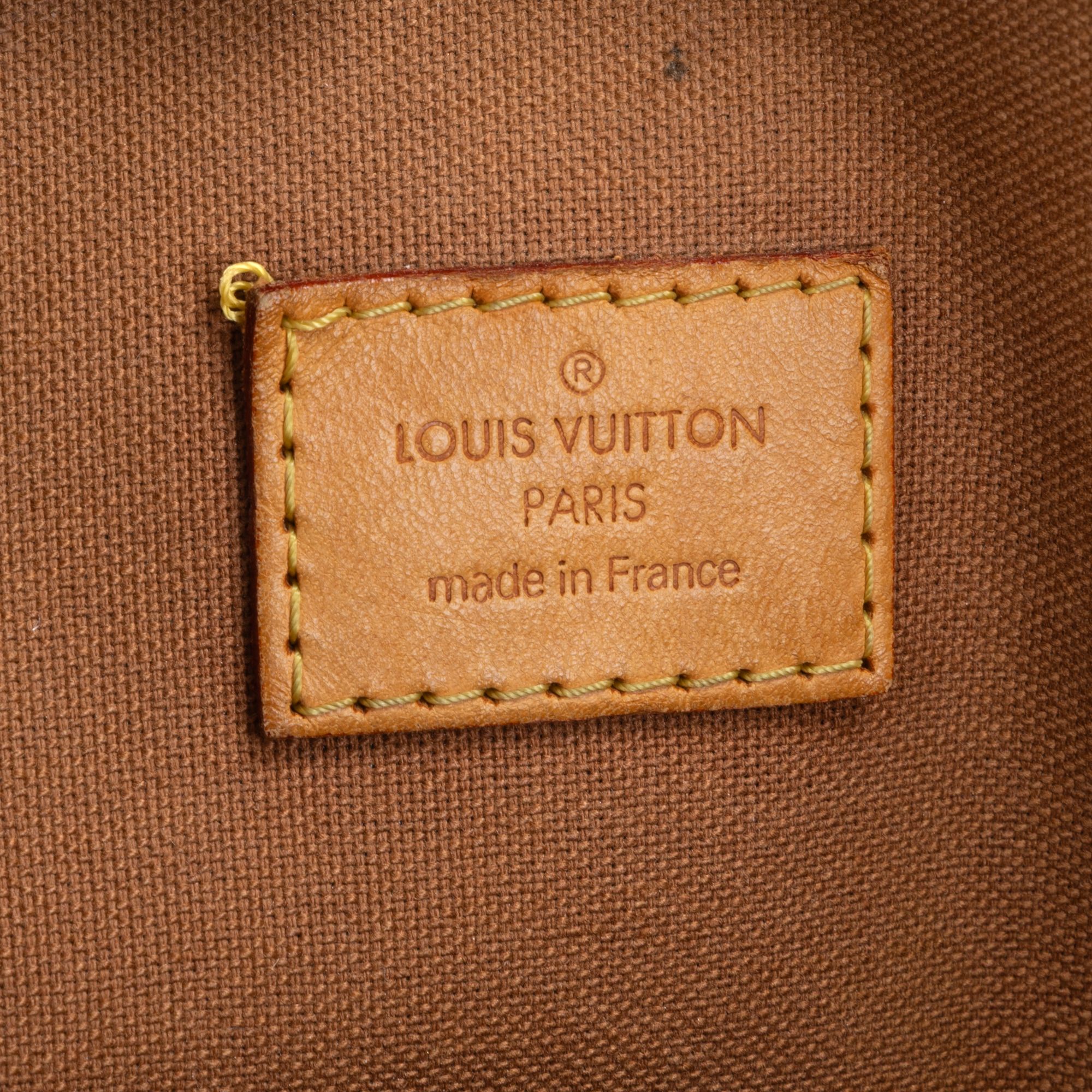 Lock it Petit  Monogram Canvas — view 10