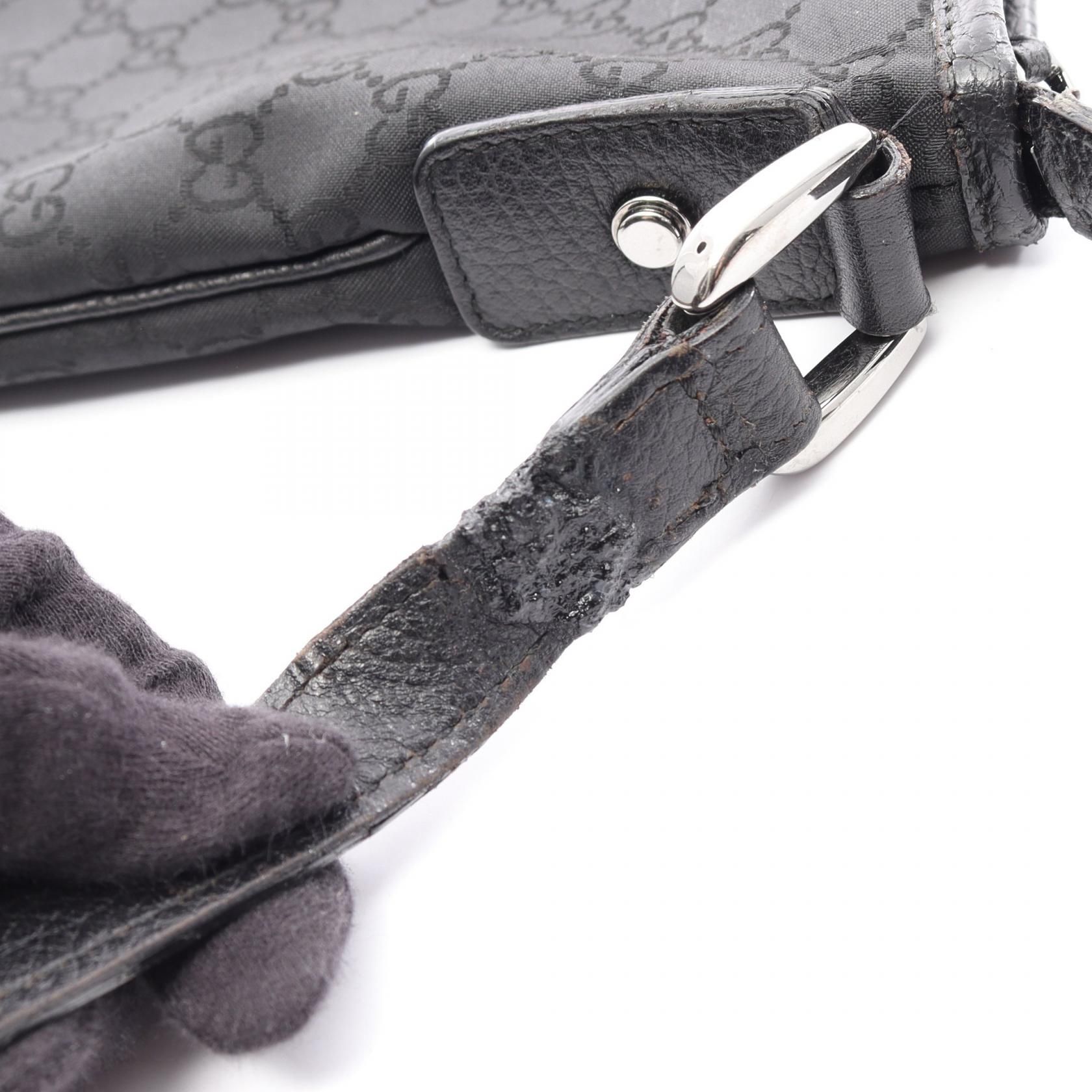 GG Nylon Abbey D-Ring Crossbody Bag — view 10