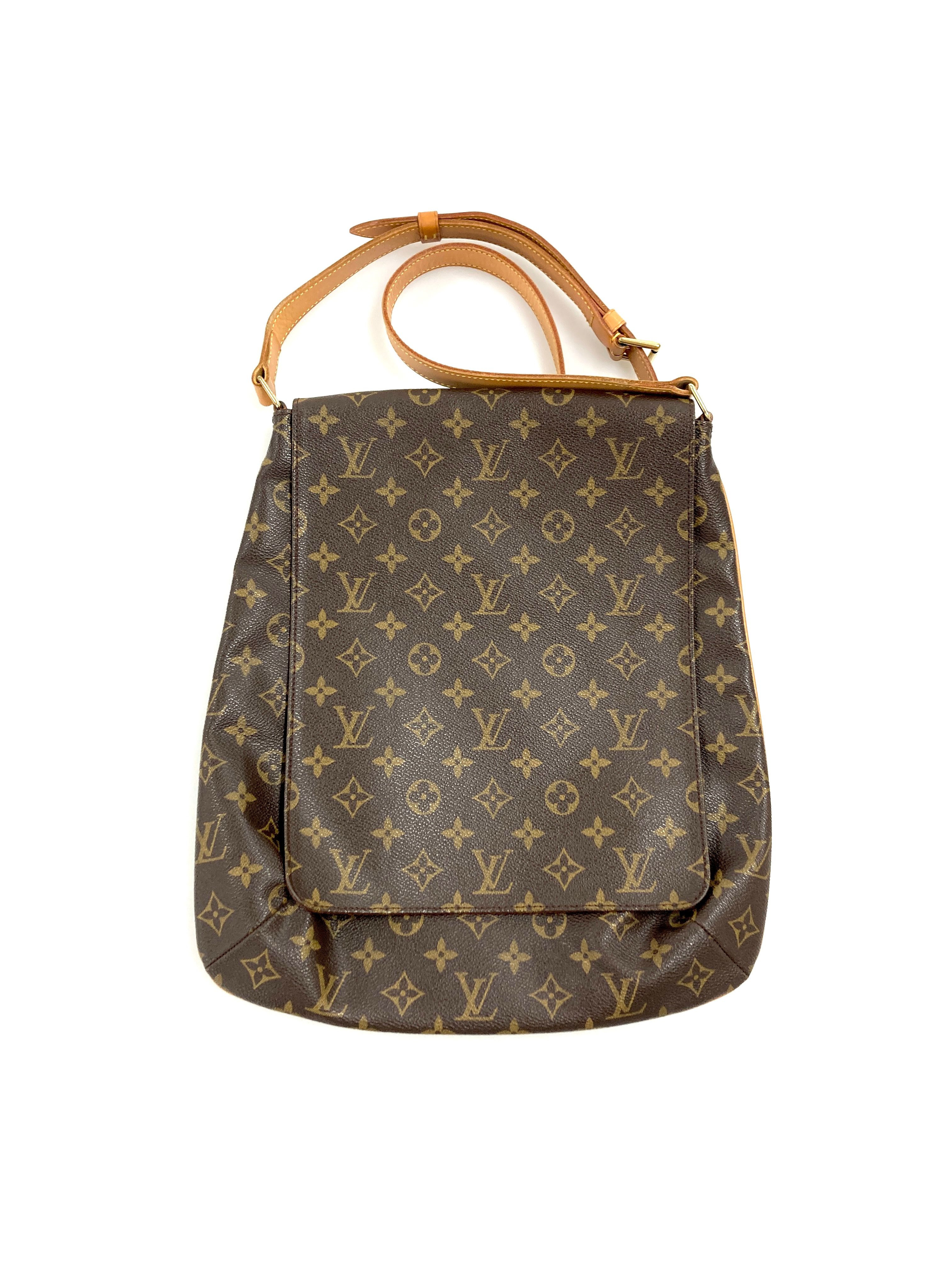 Musette, Monogram