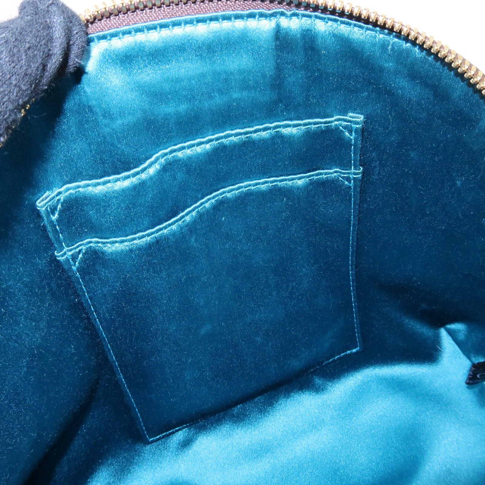 GG Supreme Small Ophidia Dome Shoulder Bag — view 22