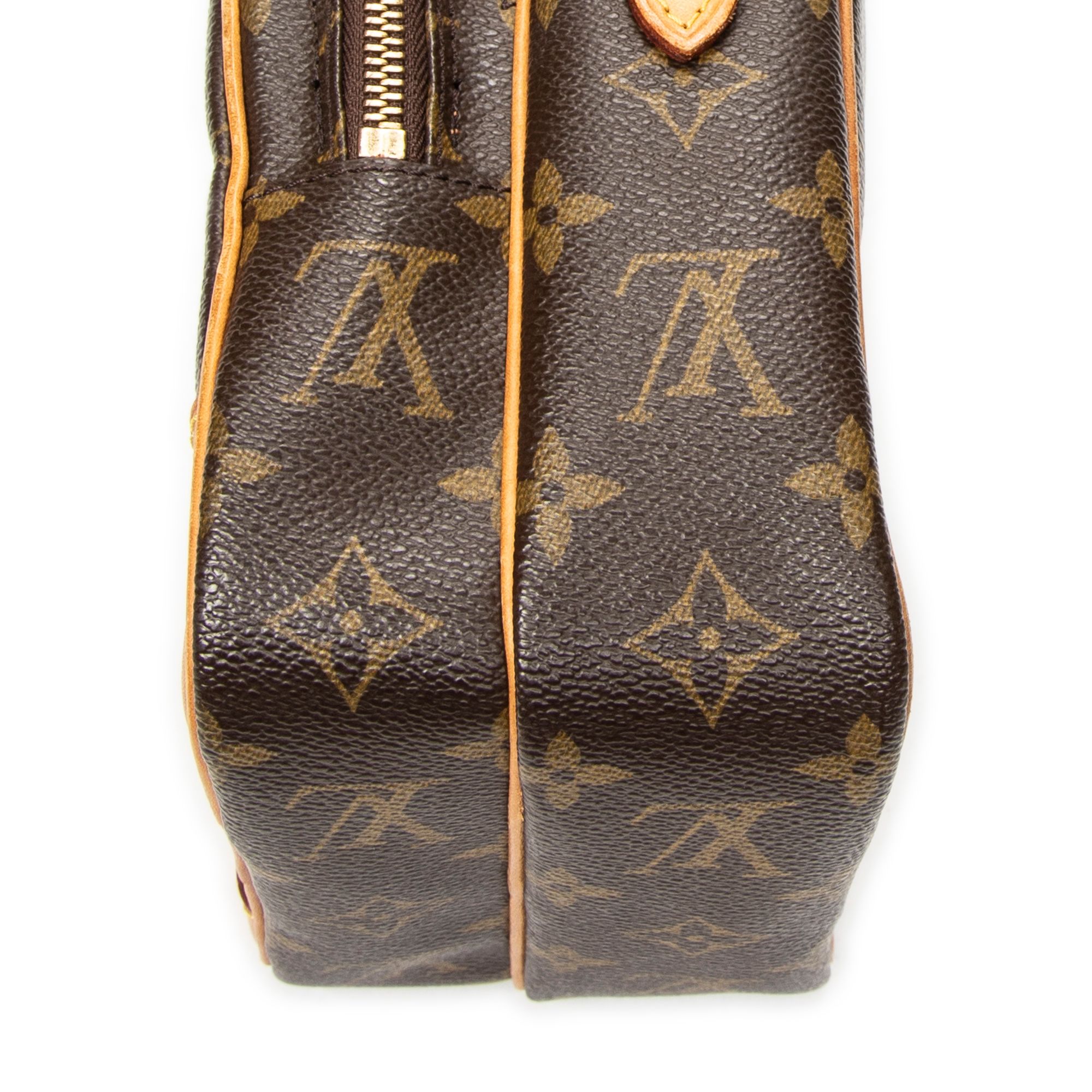 Amazone, Monogram — view 8