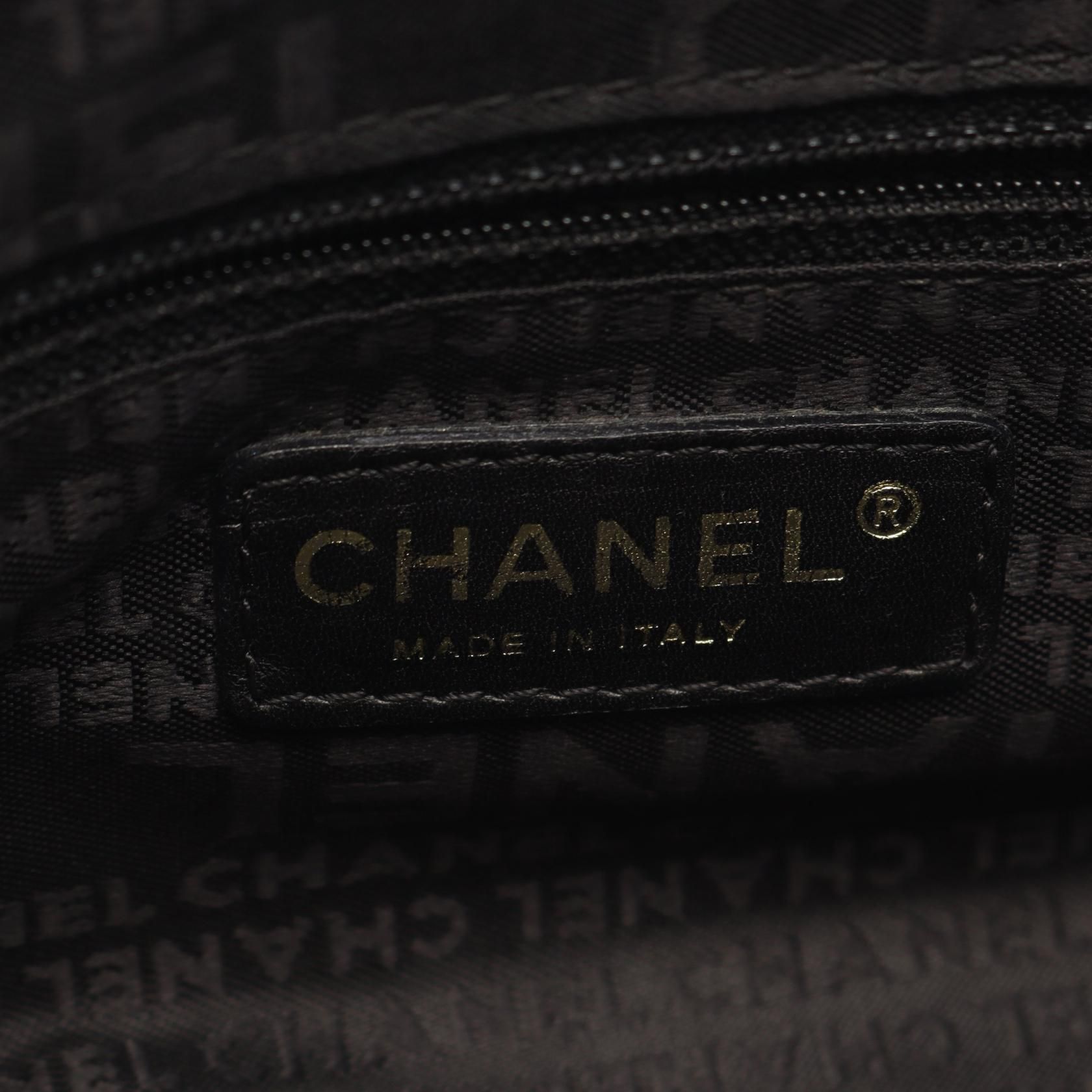 Vintage Grained Calfskin Structured Top Handle Tote — view 4