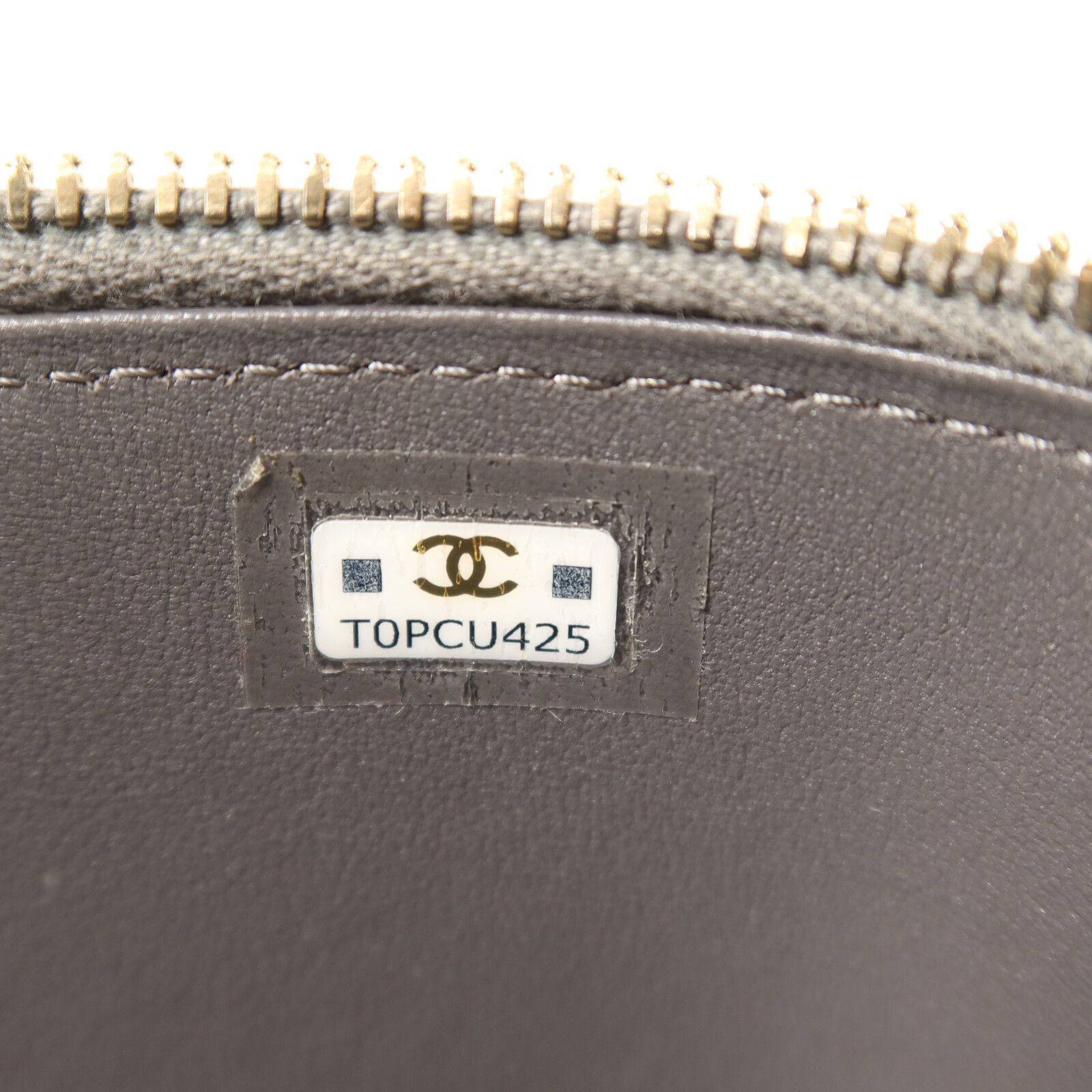 Classic Top Handle Quilted Lambskin Vanity Case with Chain — view 7
