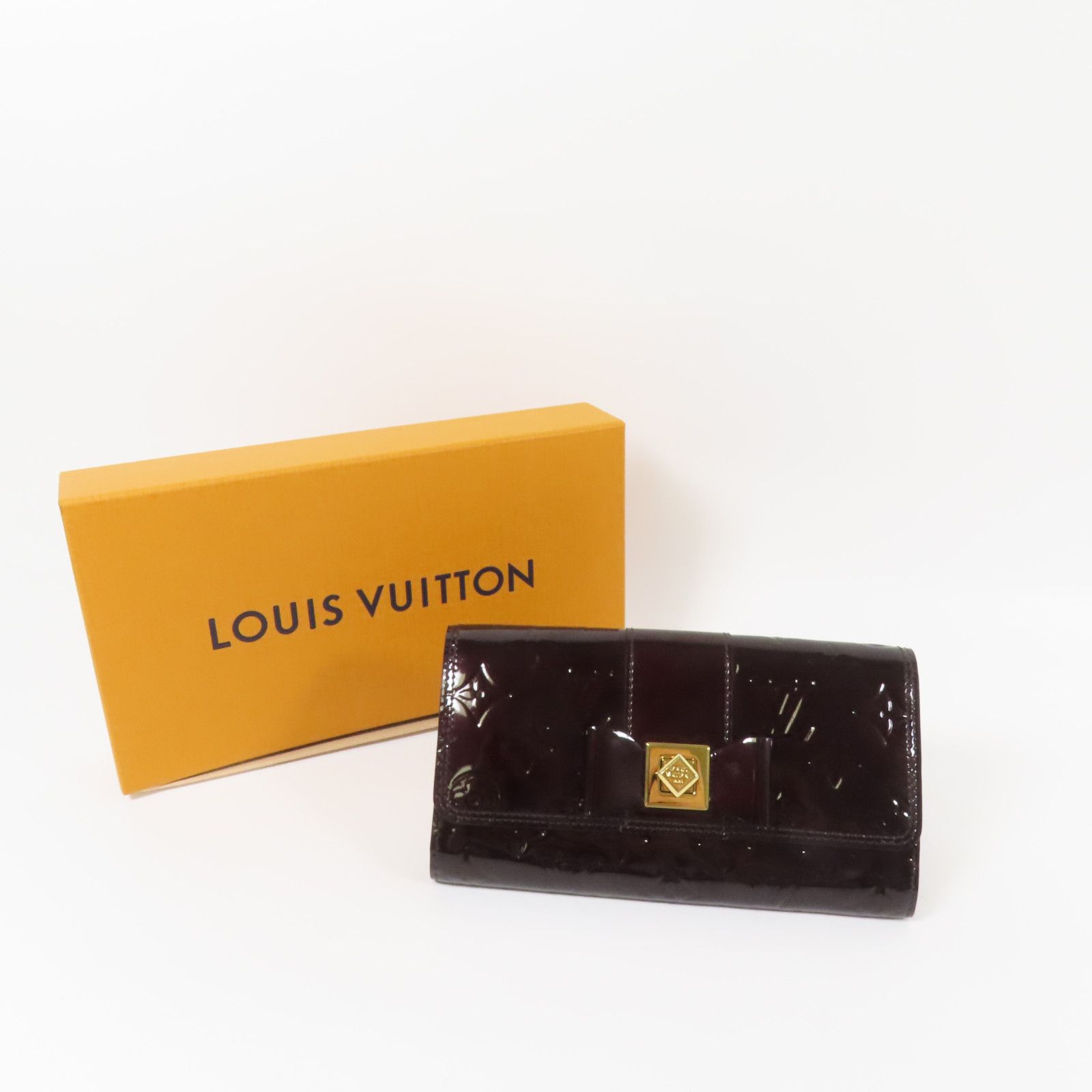 Sarah Noeud Wallet, Monogram Vernis — view 11