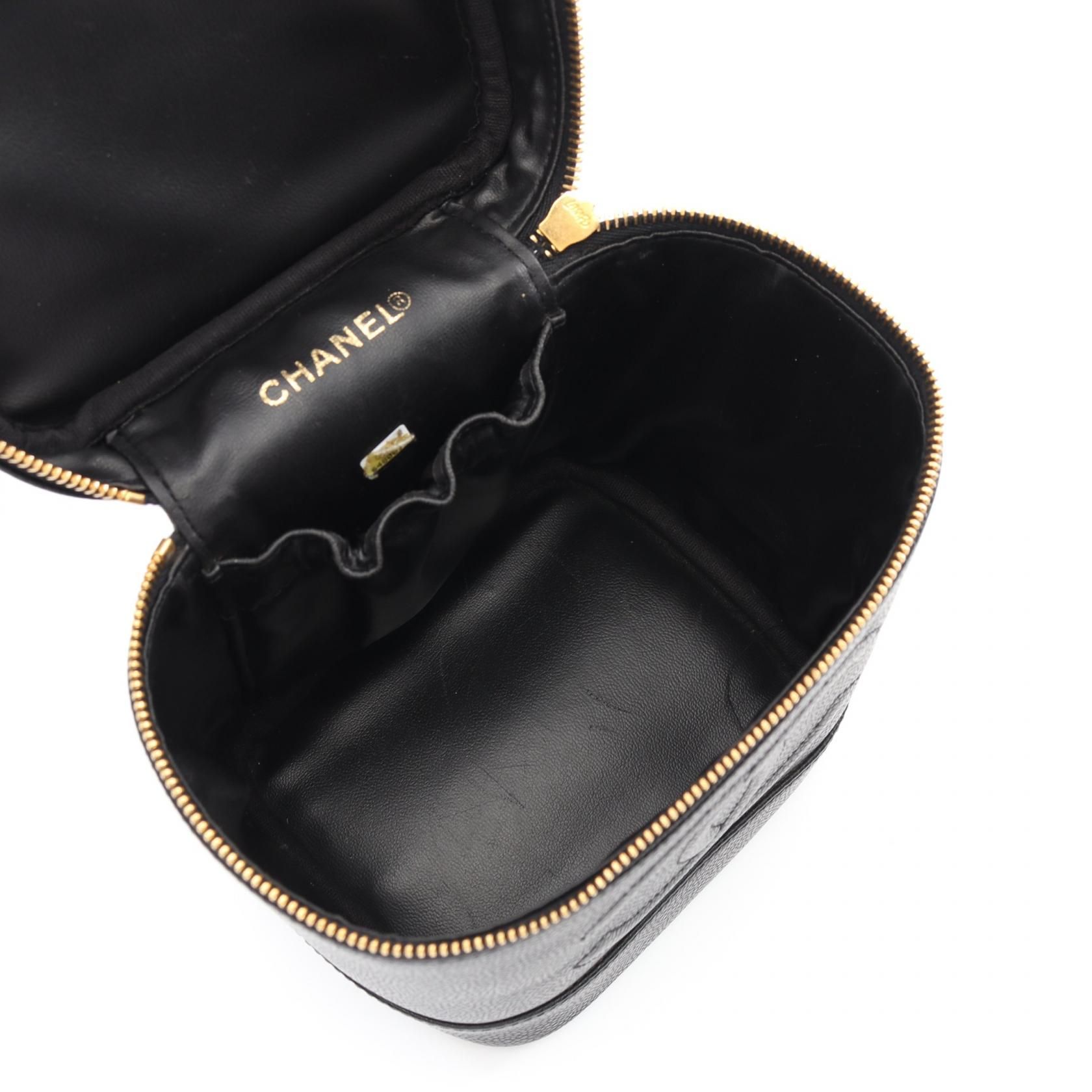 Coco Mark Vanity Handbag Calfskin Black A 01998 (no Card) — view 3