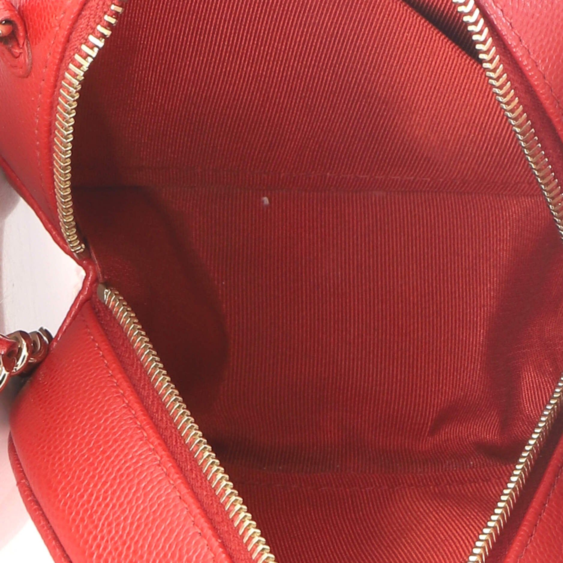 Round Clutch With Chain Quilted Caviar Mini — view 6