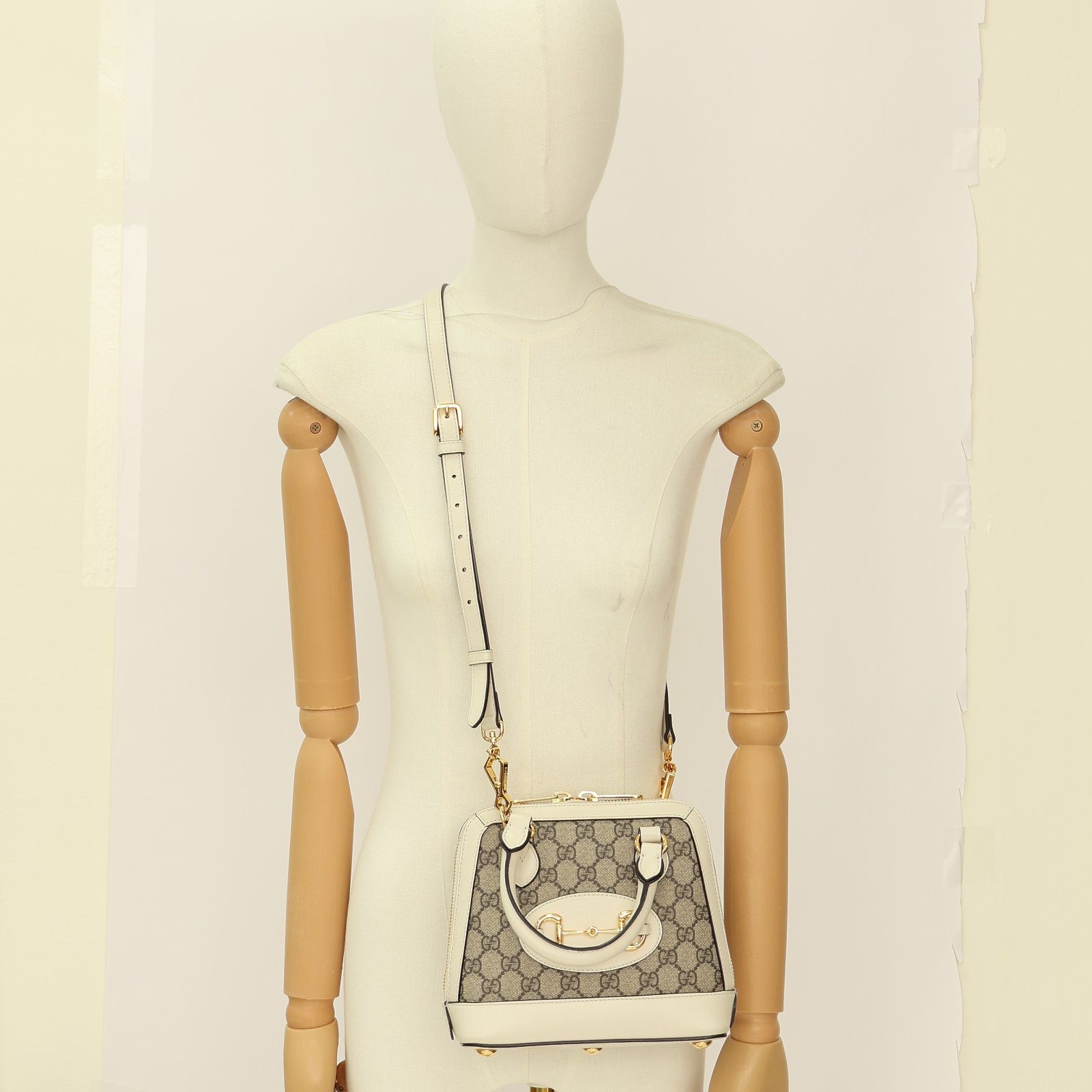 White Leather #640716, White — view 9