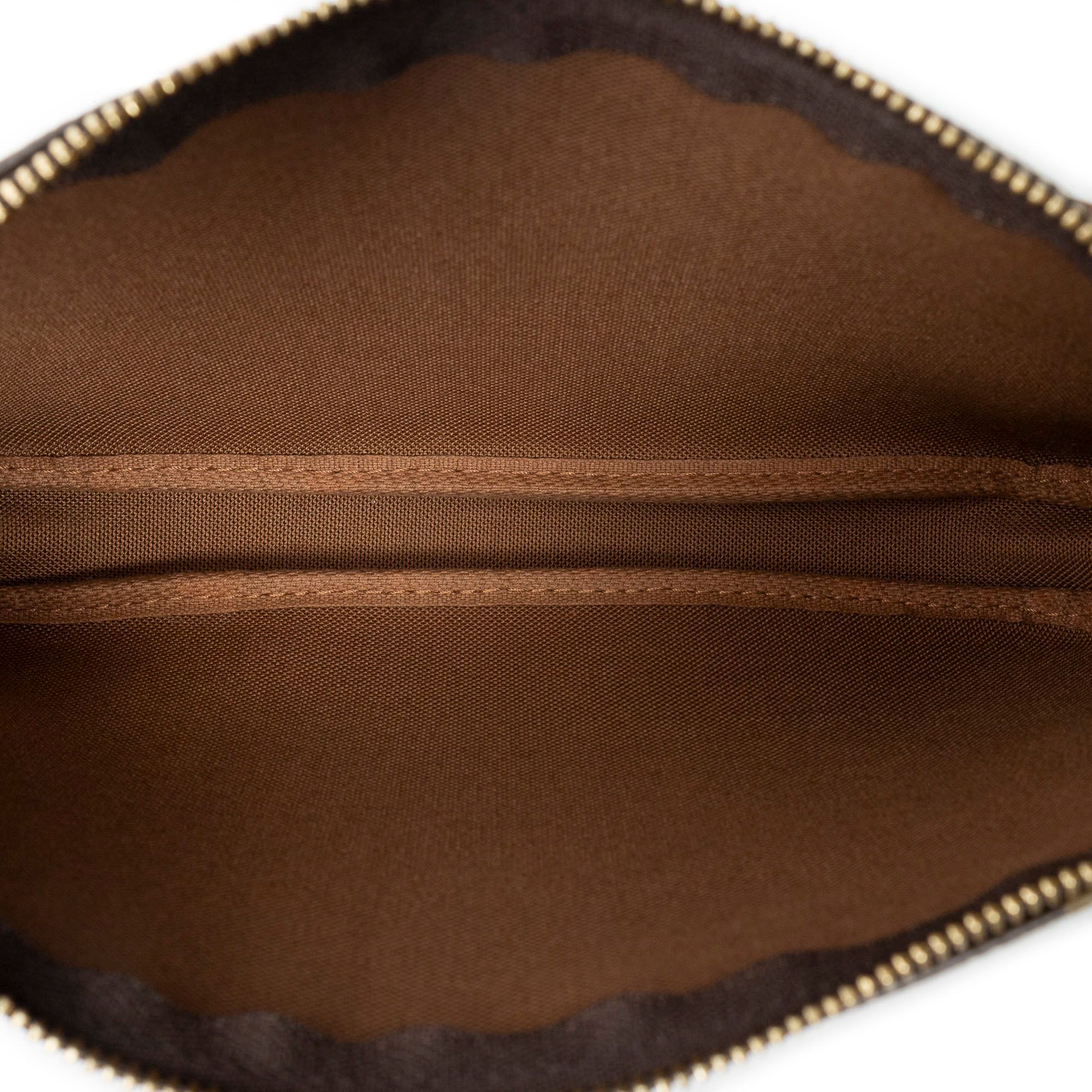 Pochette Accessoires, Monogram — view 9