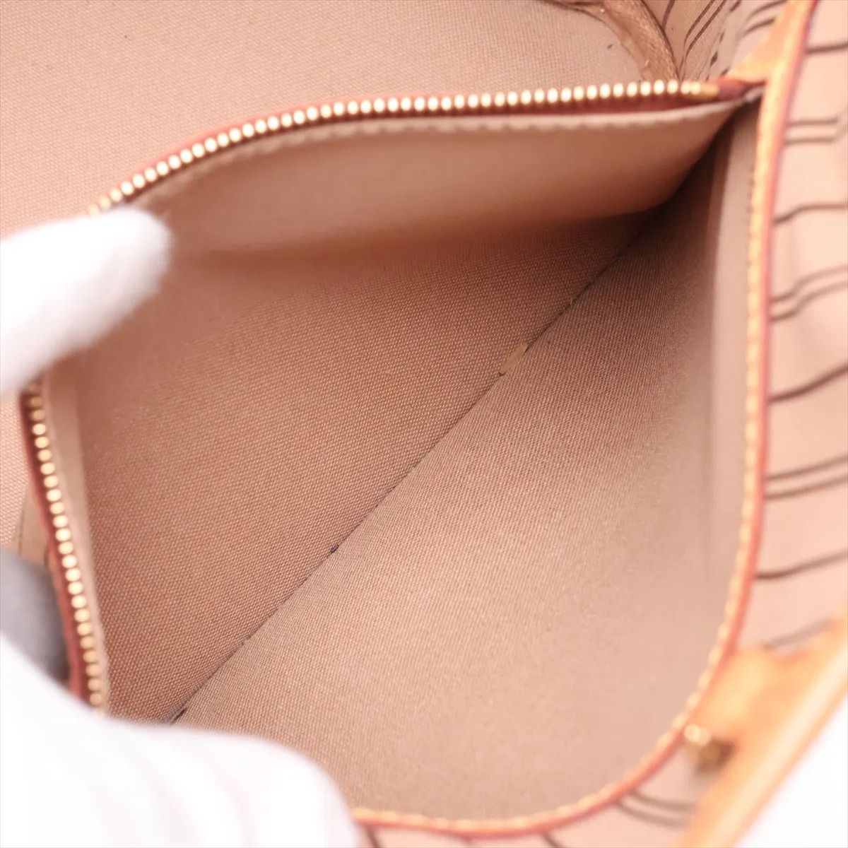 Monogram Neverfull Mm With Pouch — view 8