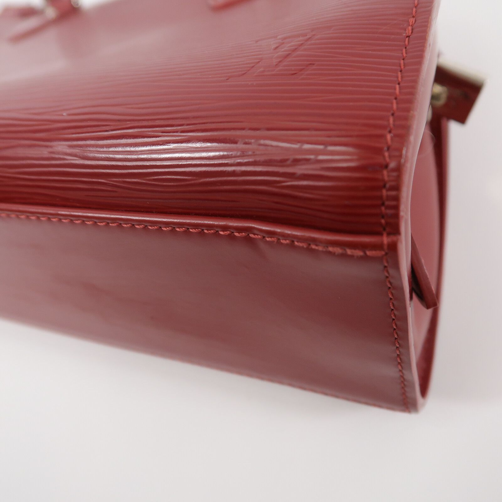 Epi Pont Neuf Pm Handbag Red Handbag M 5271m — view 13