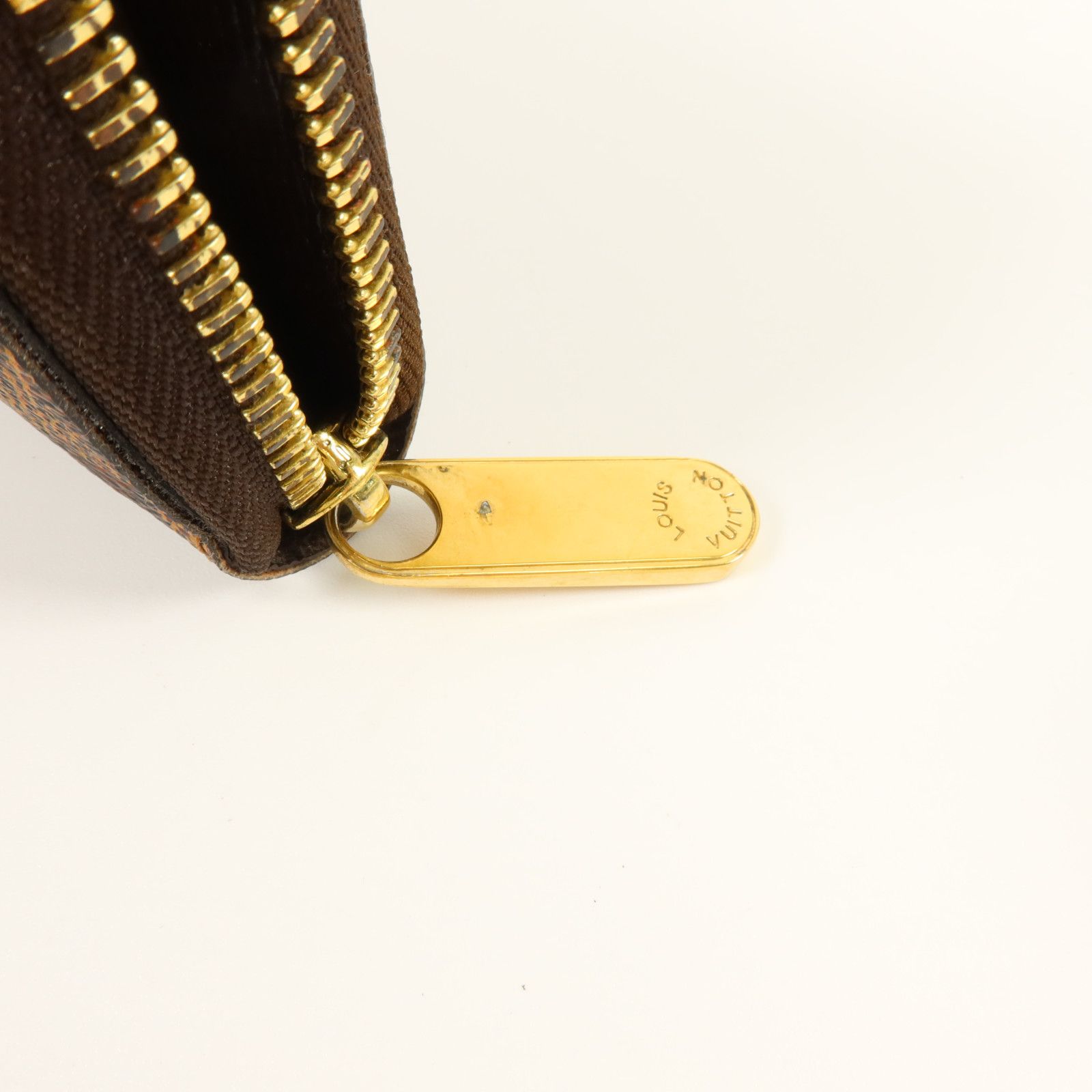 Zippy Wallet, Damier Ebene — view 9
