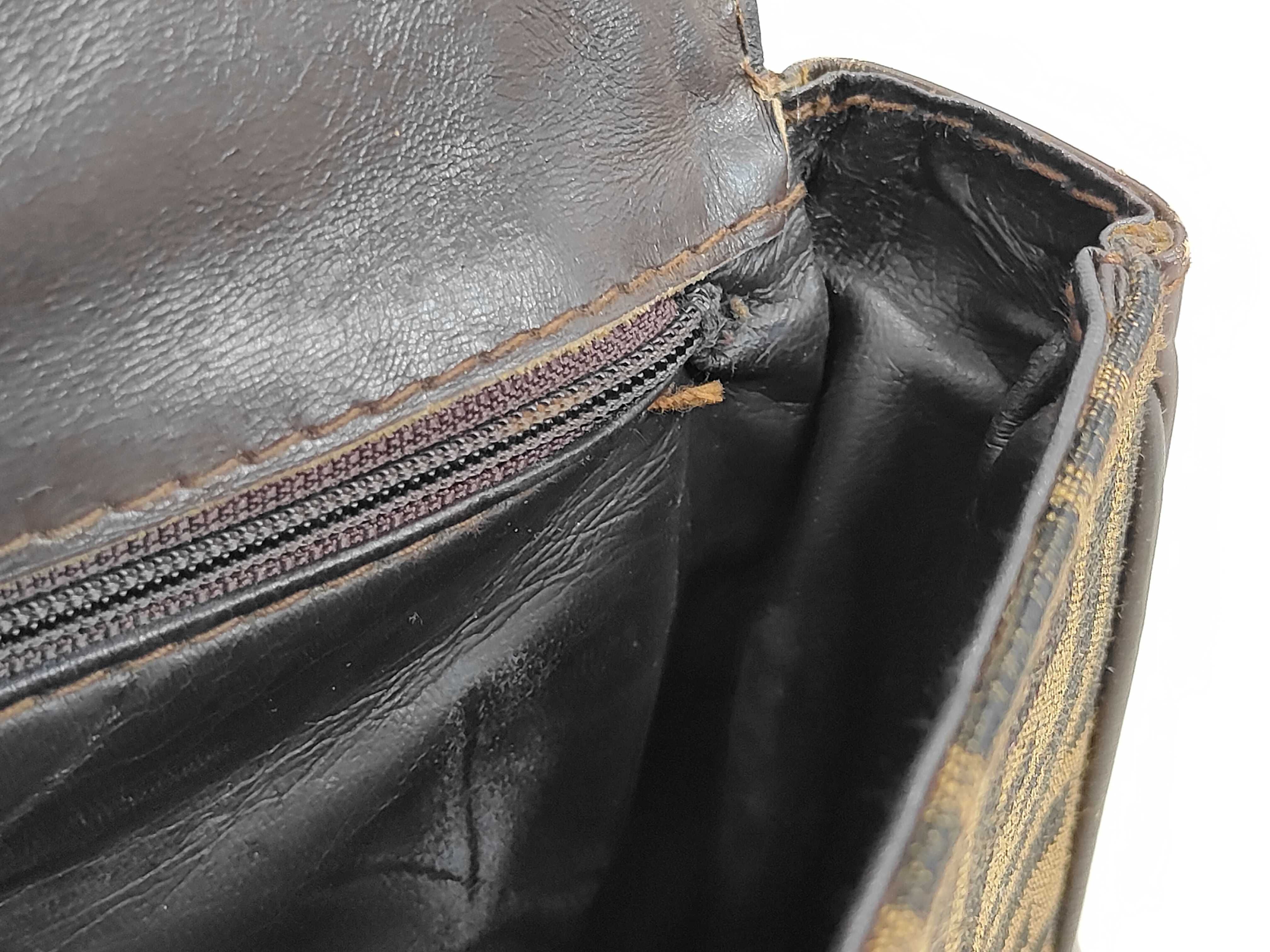 Zucca Print Vintage Shoulder Bag — view 12