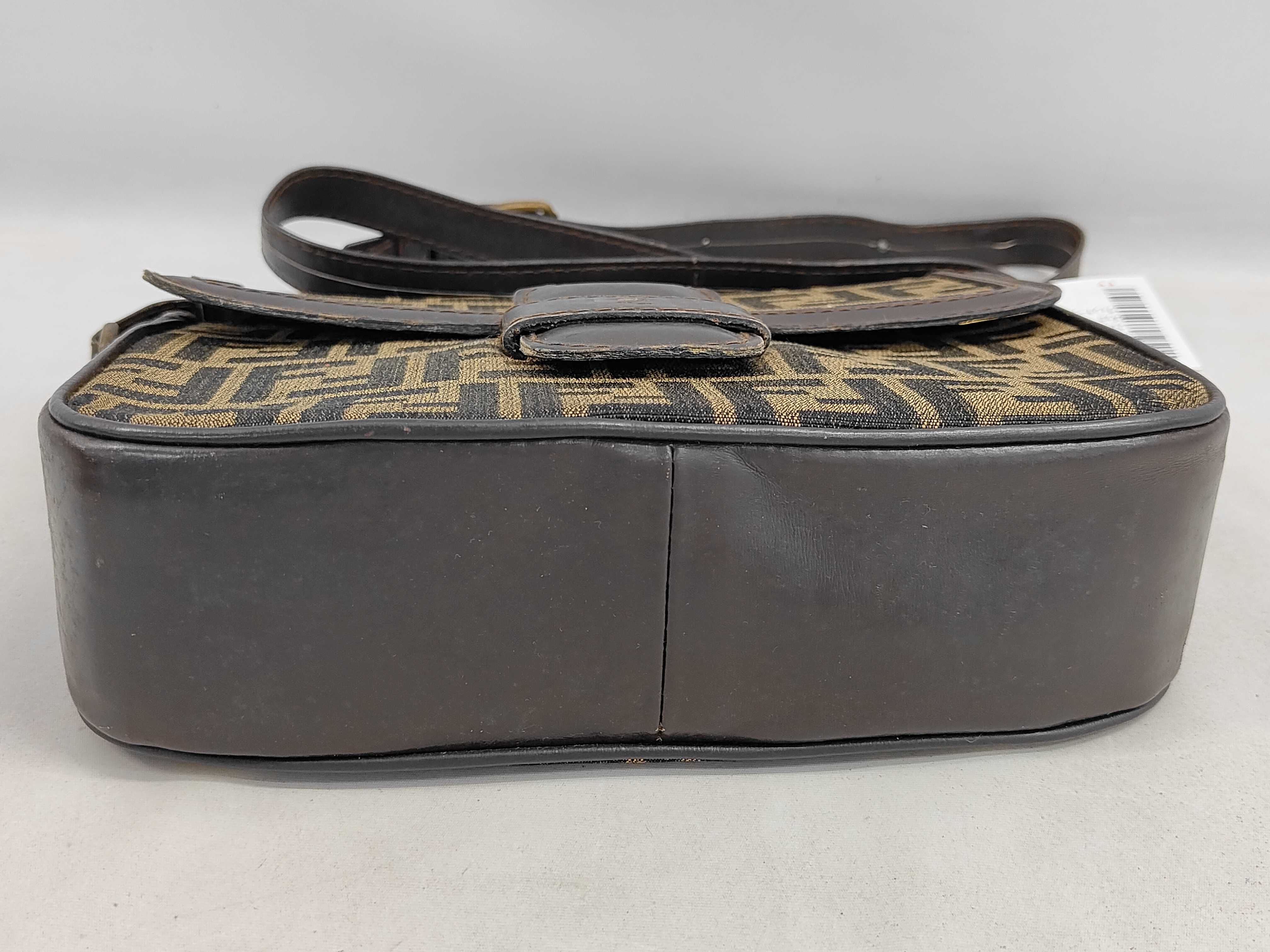 Zucca Print Vintage Shoulder Bag — view 7