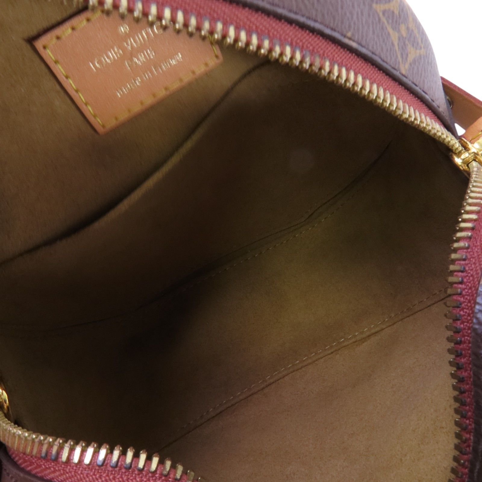 Boite Chapeau Souple PM, Monogram — view 5