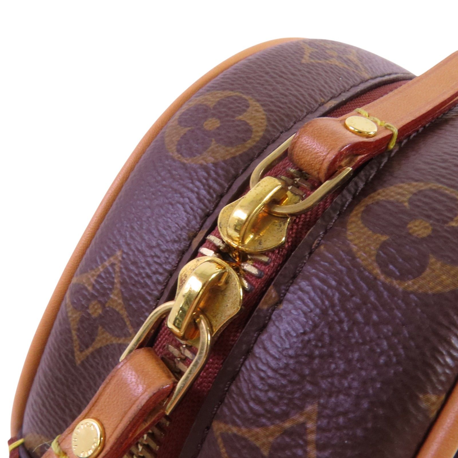 Boite Chapeau Souple PM, Monogram — view 10