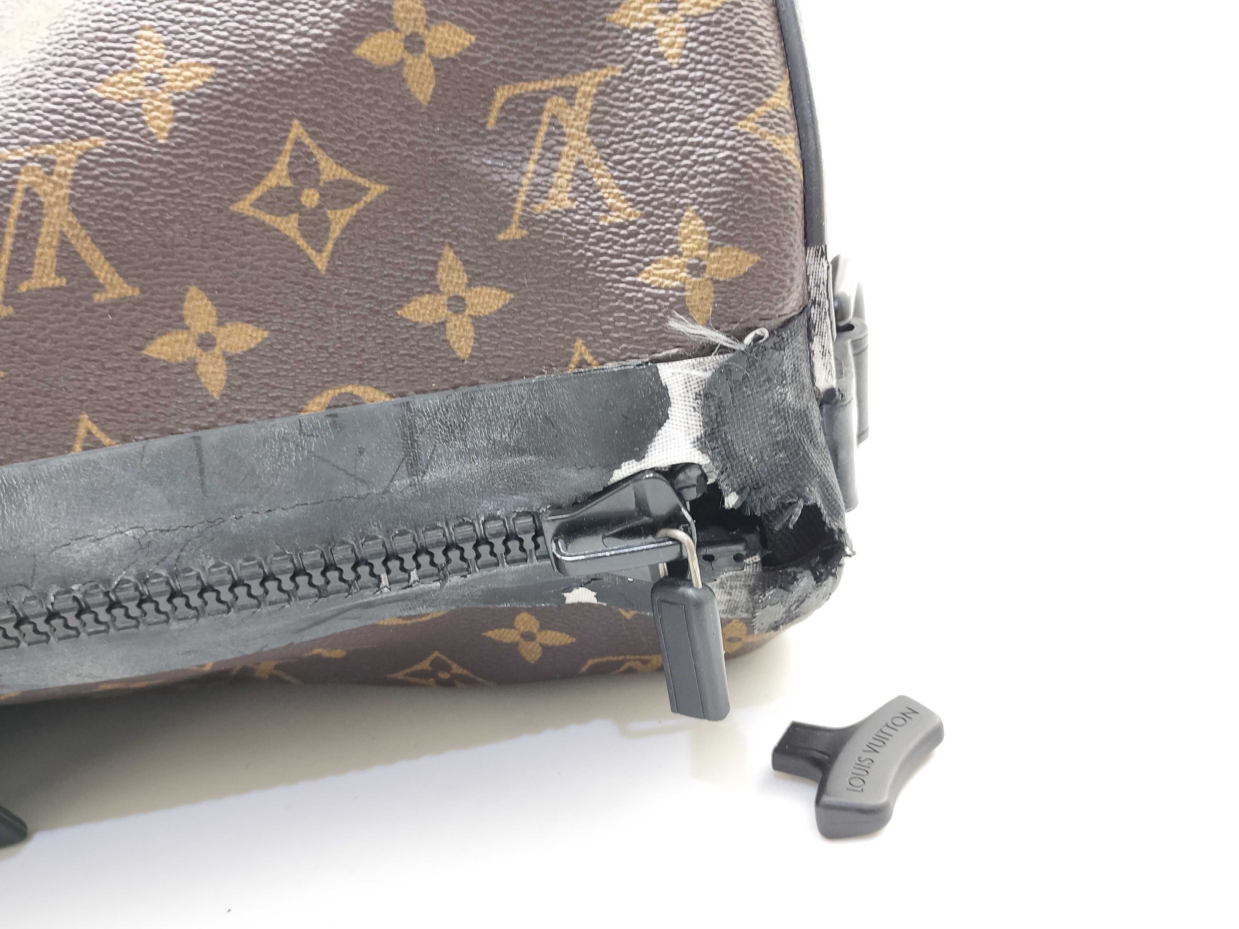 Waterproof Keepall Bandouliere 55, Monogram — view 5