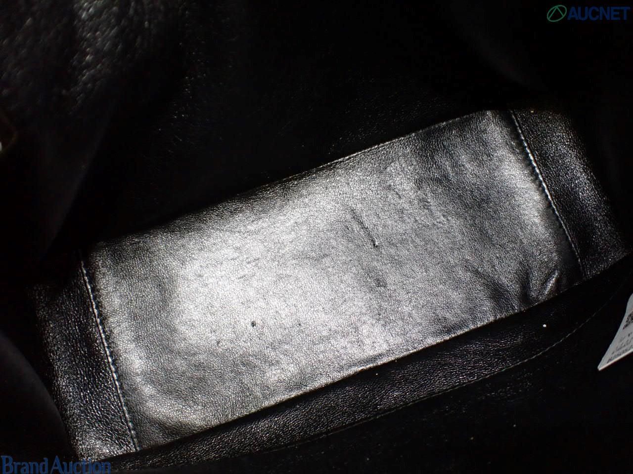 Vintage Patent Leather Structured Shoulder Bag — view 20