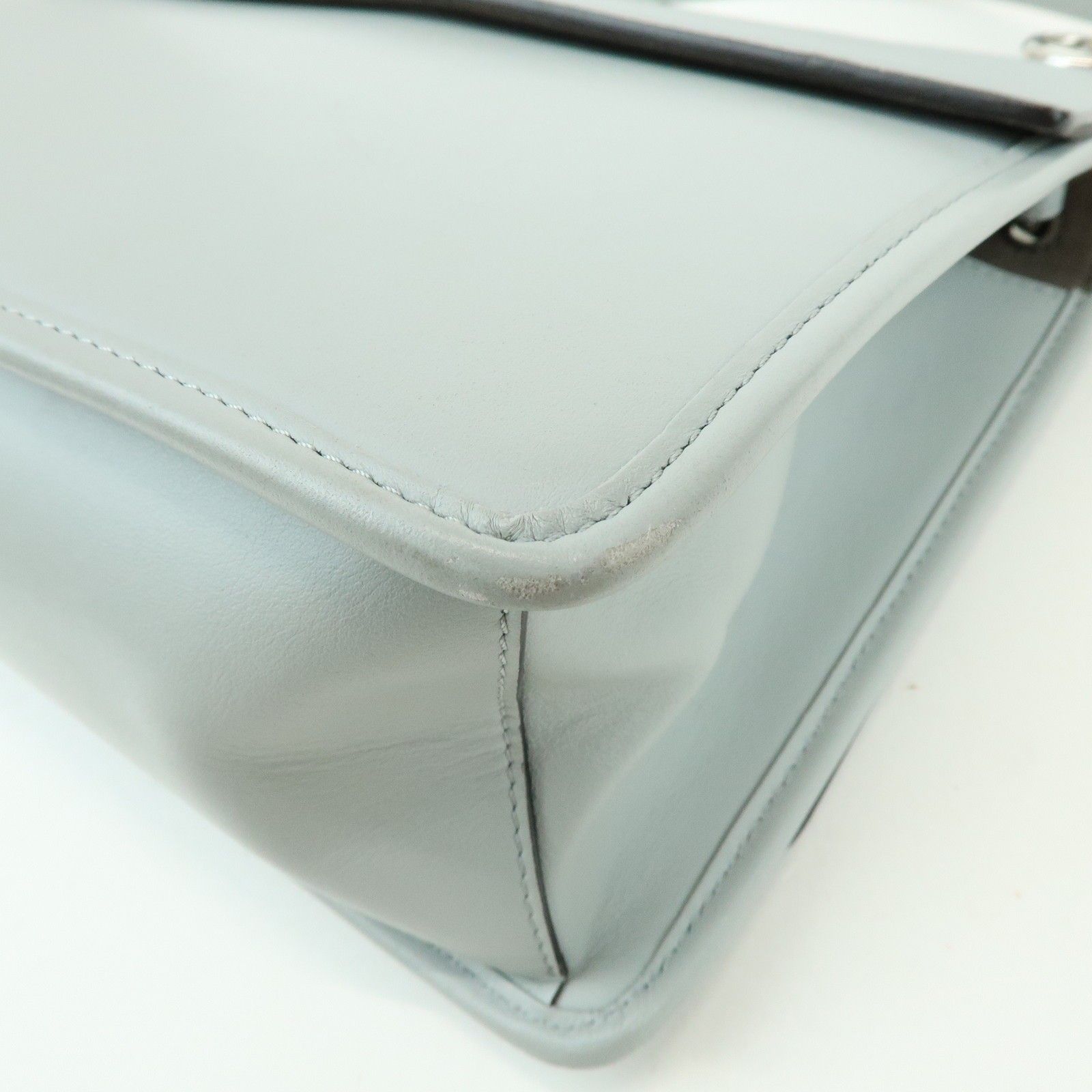 Vitello Century Opaco F is Fendi Kan I Shoulder Bag Gray — view 14