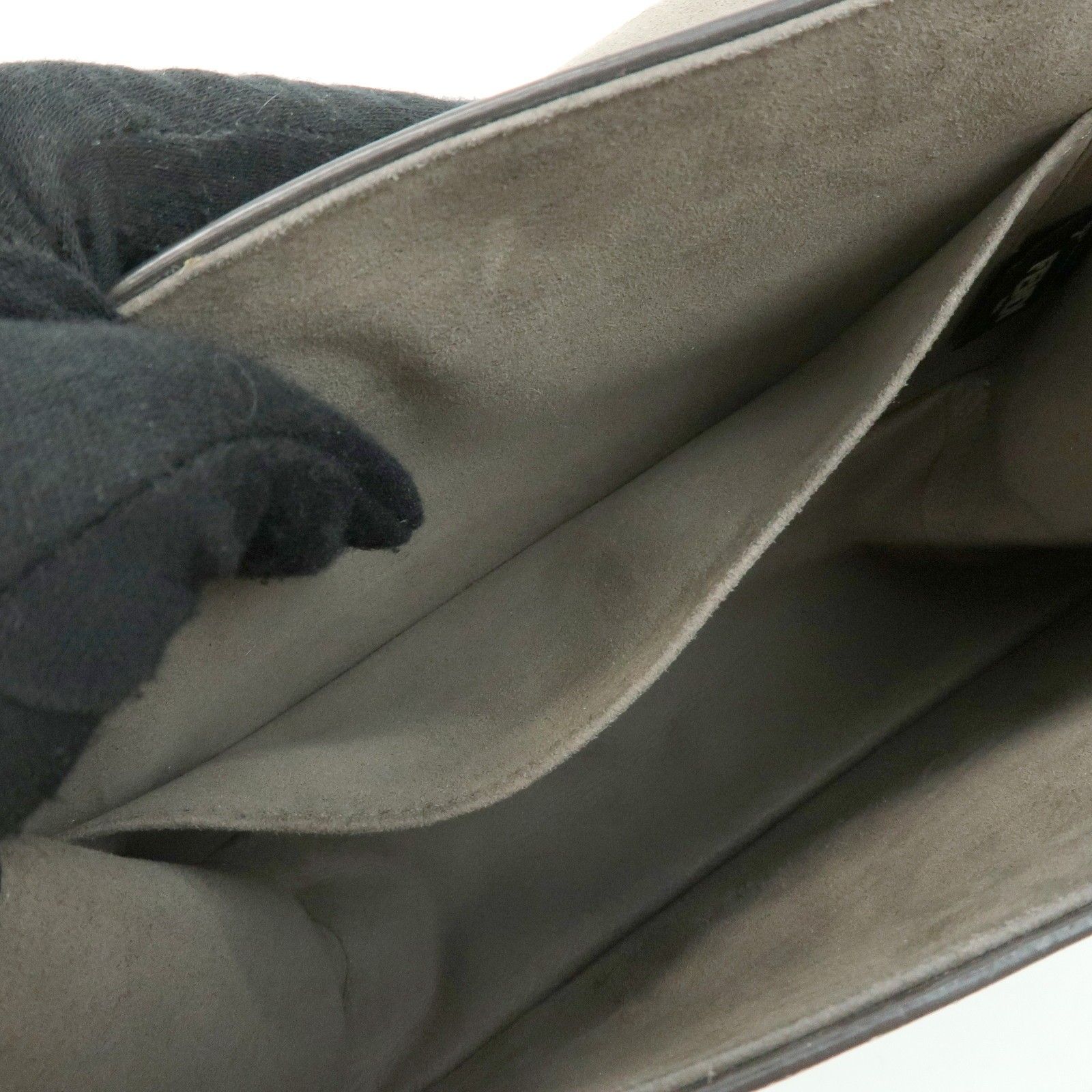 Vitello Century Opaco F is Fendi Kan I Shoulder Bag Gray — view 20