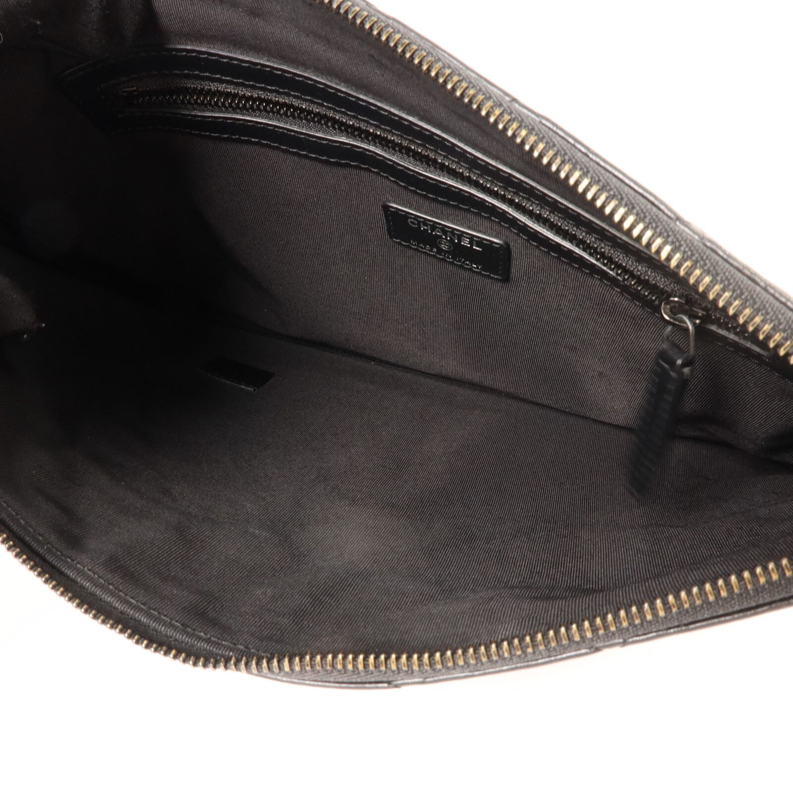 So Black Crumpled Calfskin Quilted Medium Cosmetic Case/Pouch — view 5