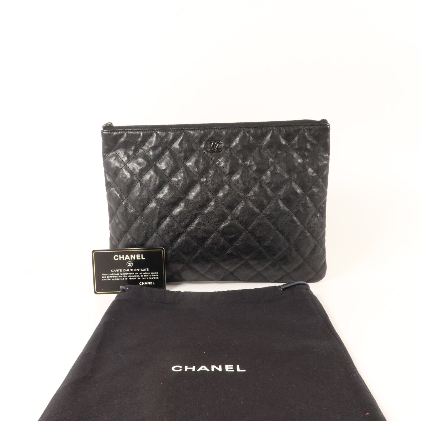 So Black Crumpled Calfskin Quilted Medium Cosmetic Case/Pouch — view 9