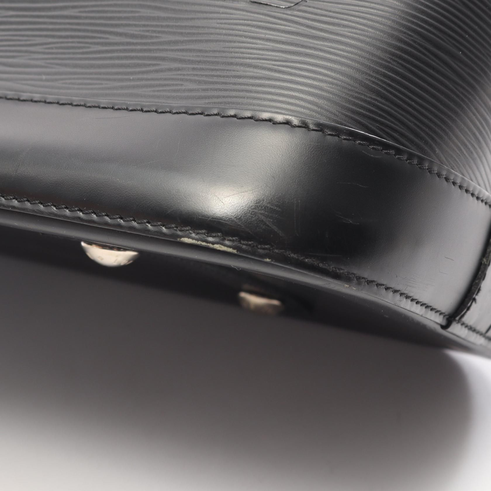 Alma Gm Black Handbag M 40452 — view 11