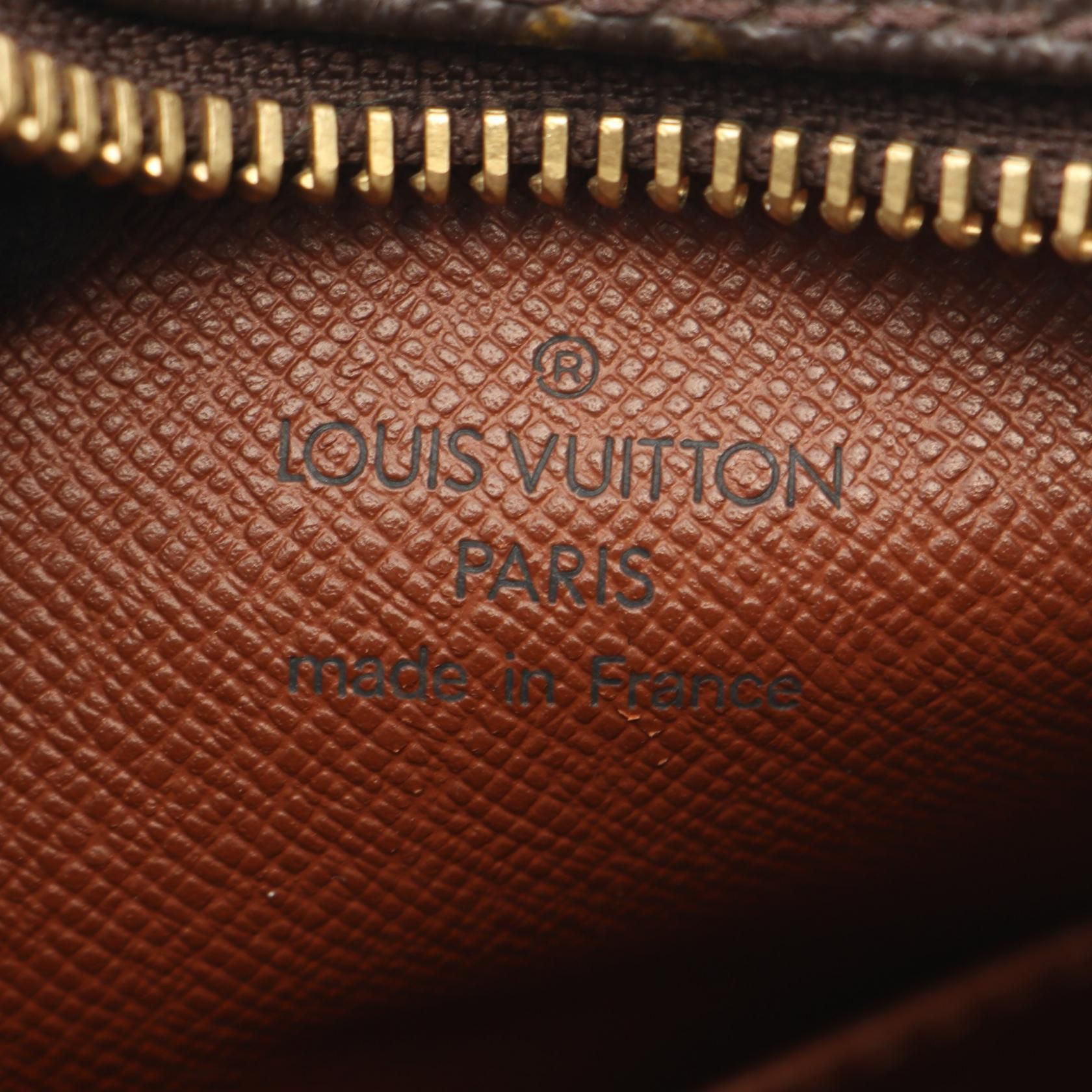 Amazone, Monogram — view 4