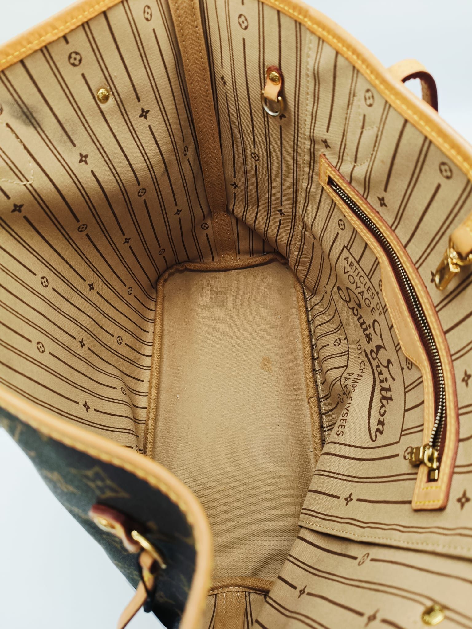 Neverfull MM, Monogram — view 3