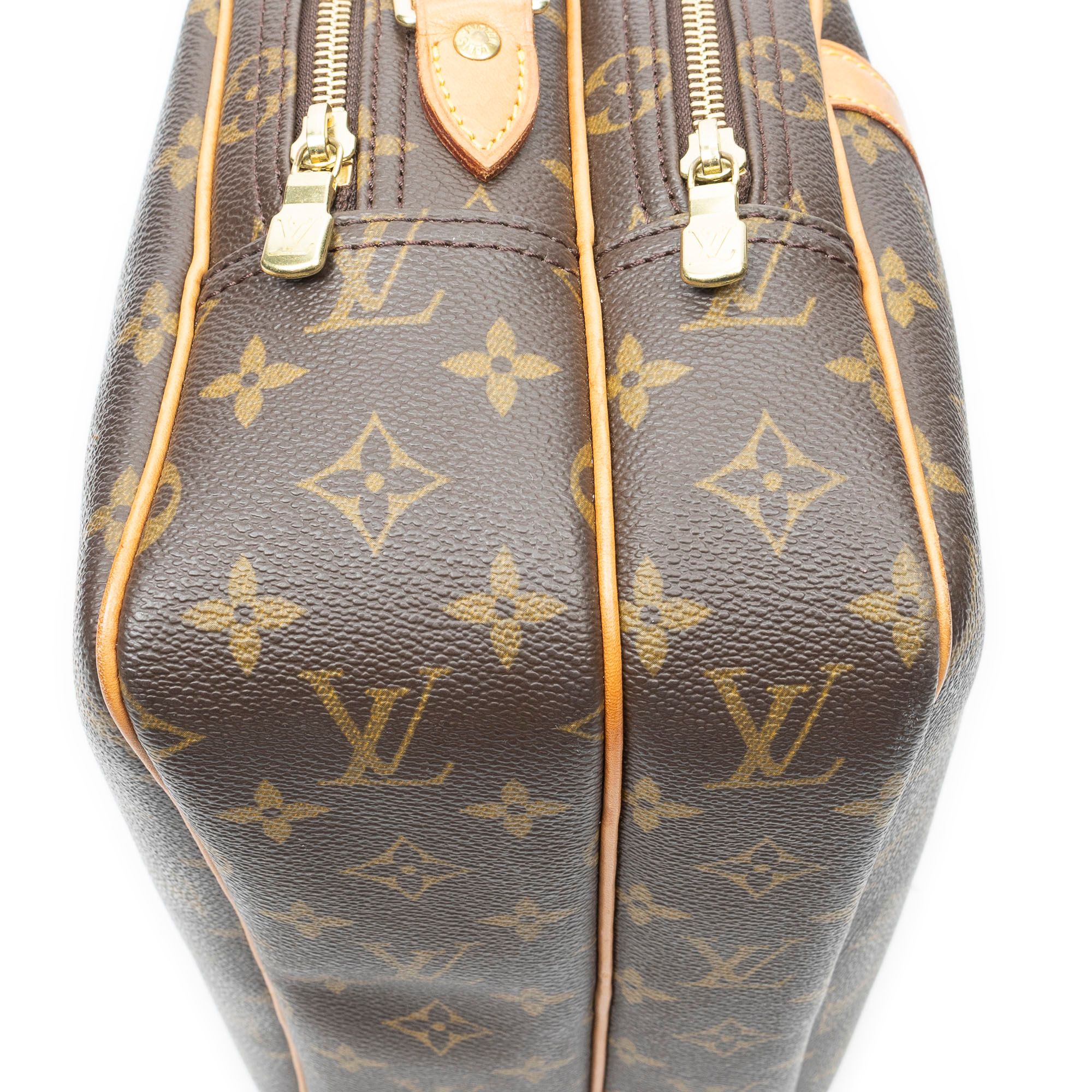 Reporter PM, Monogram — view 8
