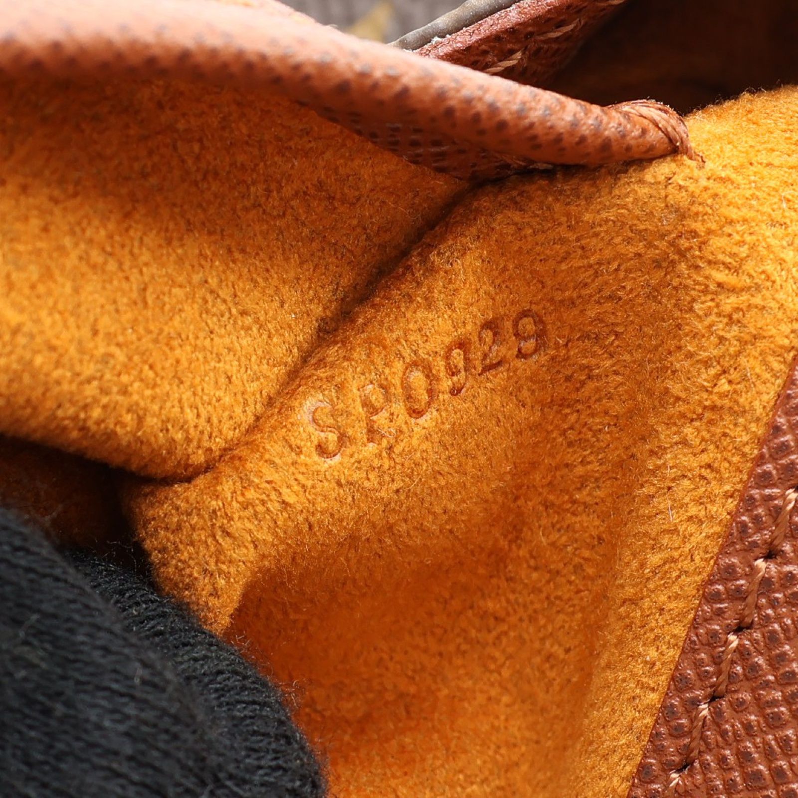 Brown Shoulder Bag M 51257, Brown — view 5