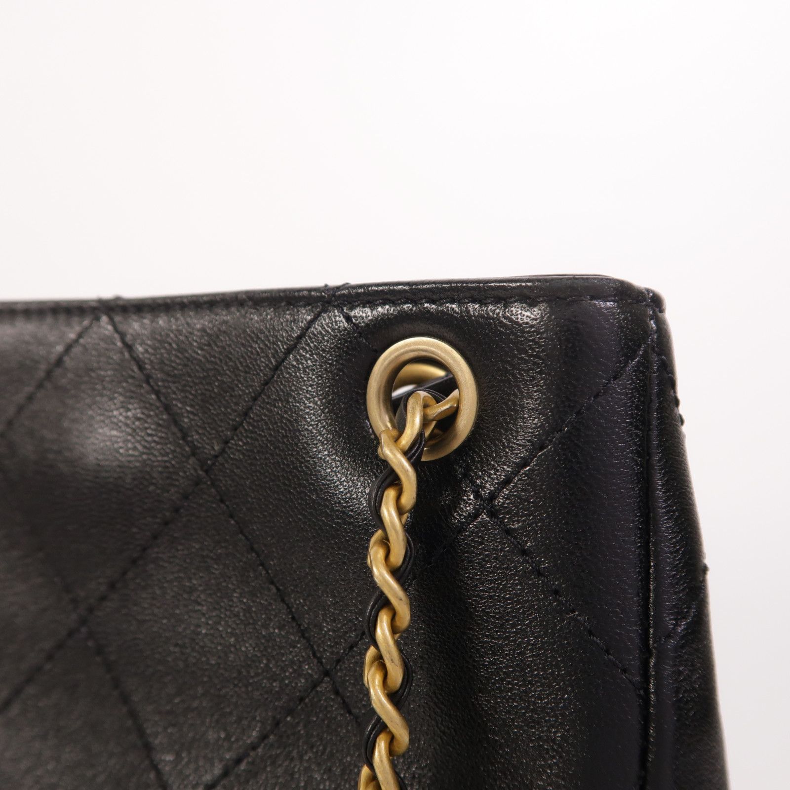 Shiny Lambskin Quilted Double Pocket Backpack 25C — view 18