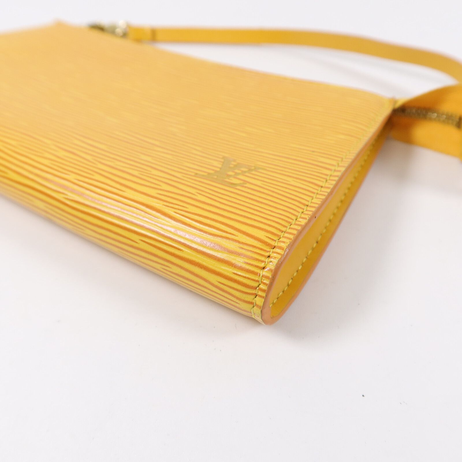 Epi Pochette Accessoires Shoulder Bag Yellow Mustard Accessory Pouch (with Handle) M 52959 — view 11
