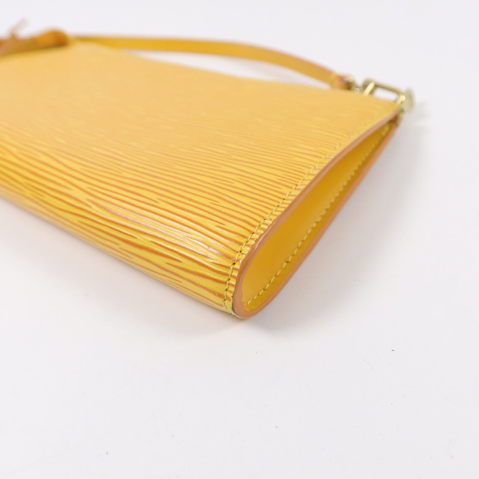 Epi Pochette Accessoires Shoulder Bag Yellow Mustard Accessory Pouch (with Handle) M 52959 — view 13