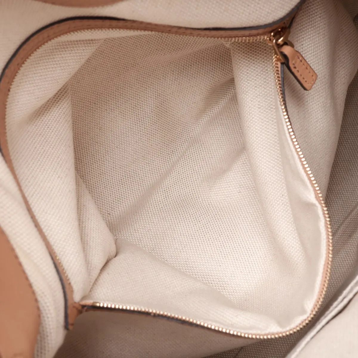 Soho Leather Shoulder Bag — view 9
