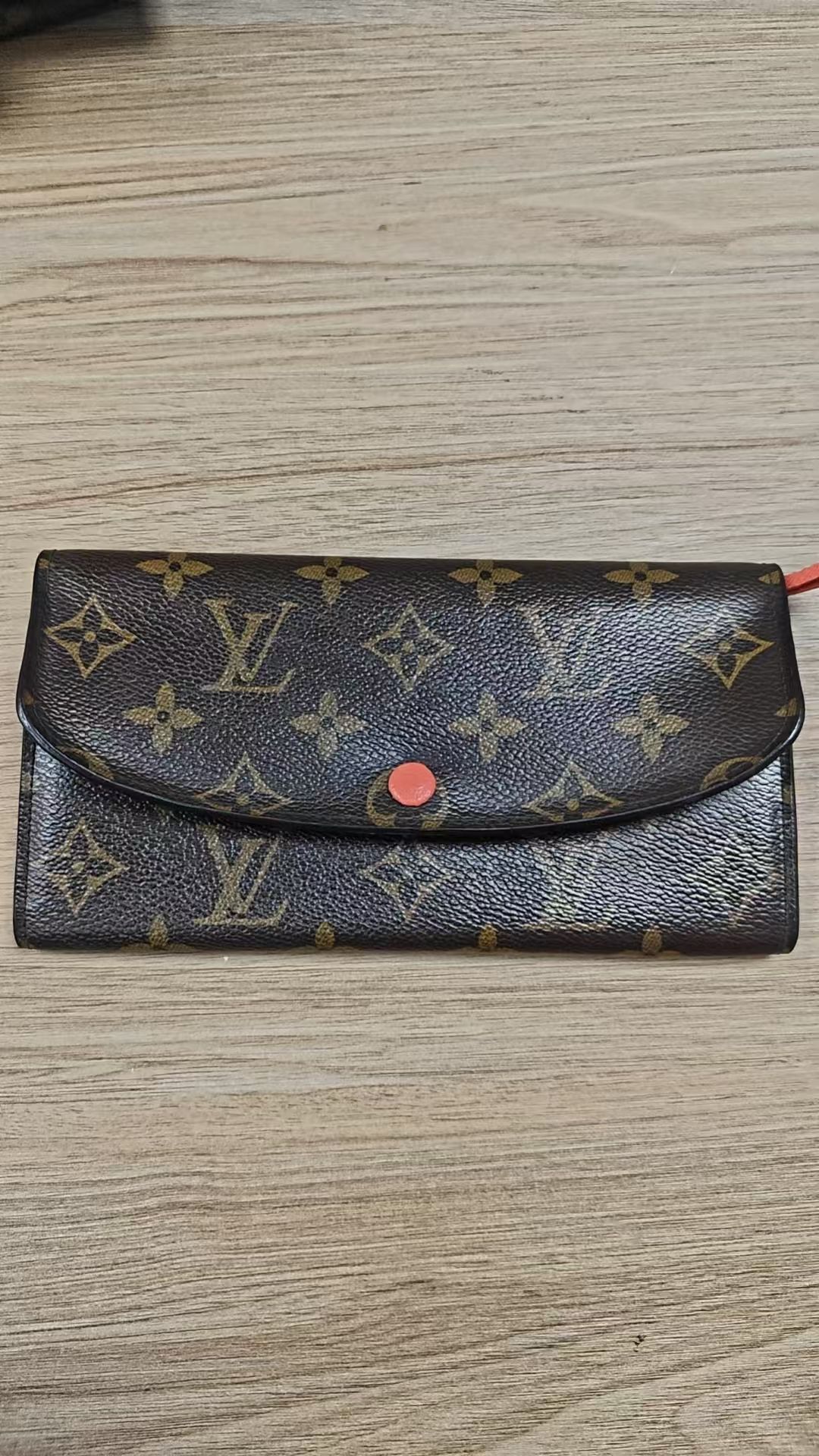 Emilie, Monogram — view 5