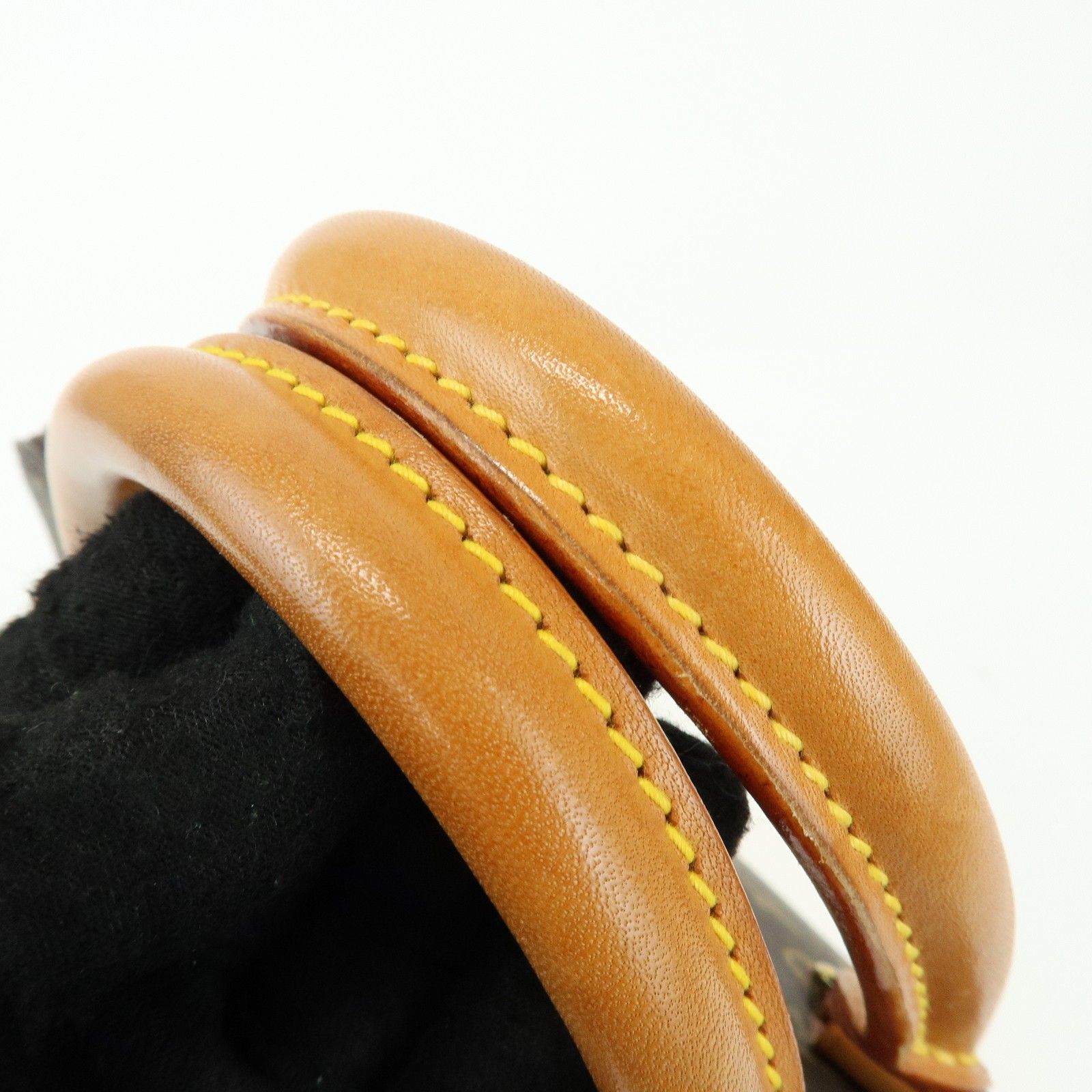 Alma PM, Monogram — view 9