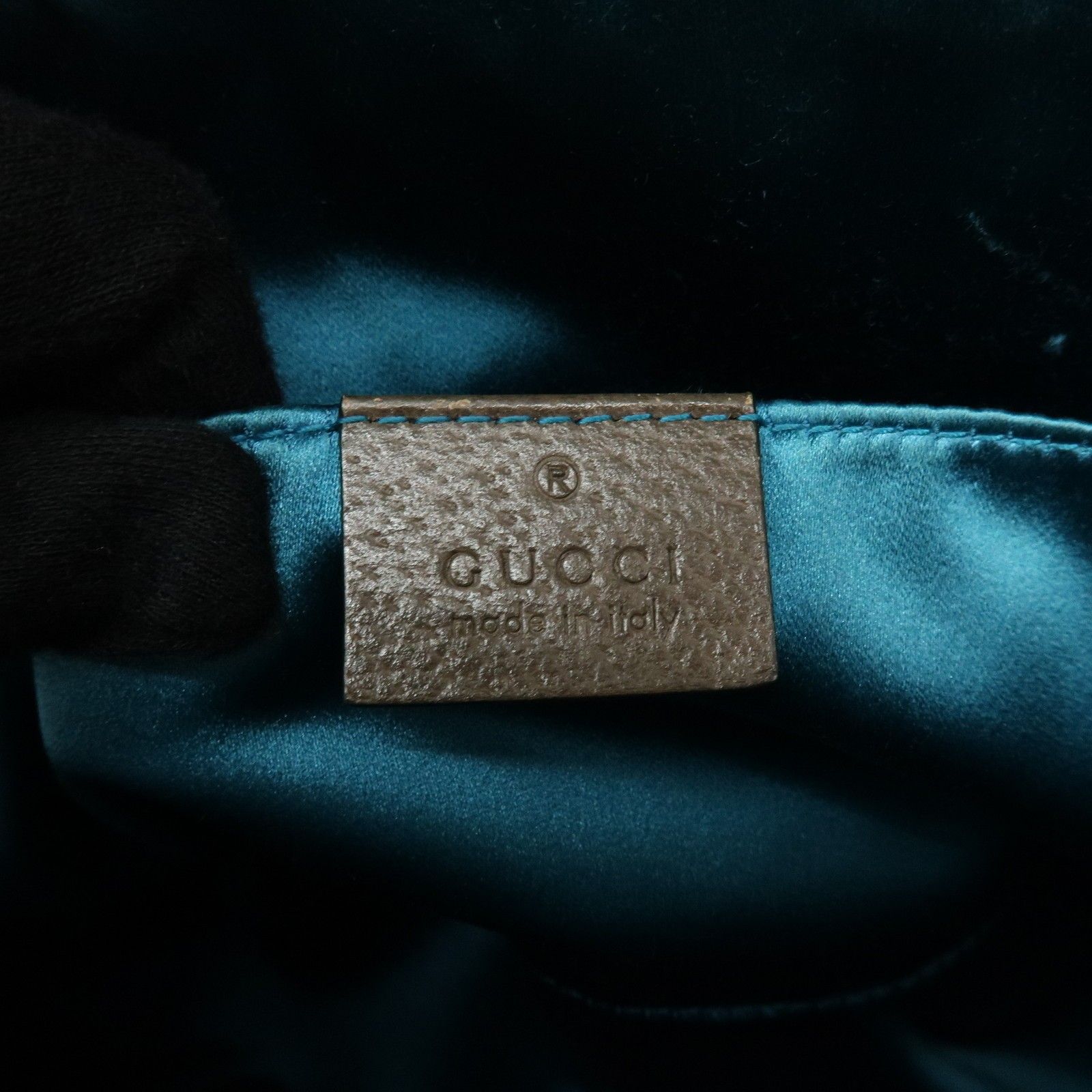 GG Supreme Small Ophidia Dome Shoulder Bag — view 21