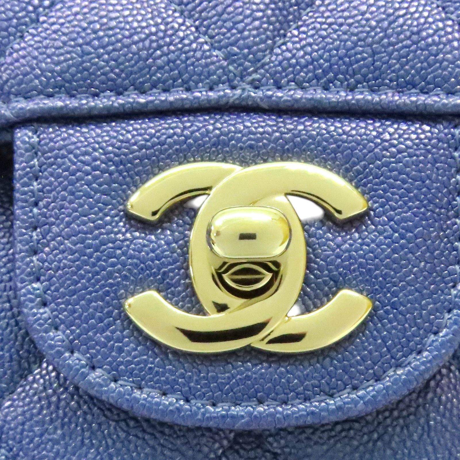 Classic Flap Shoulder Handbag Blue Iridescent Grained Calfskin — view 8