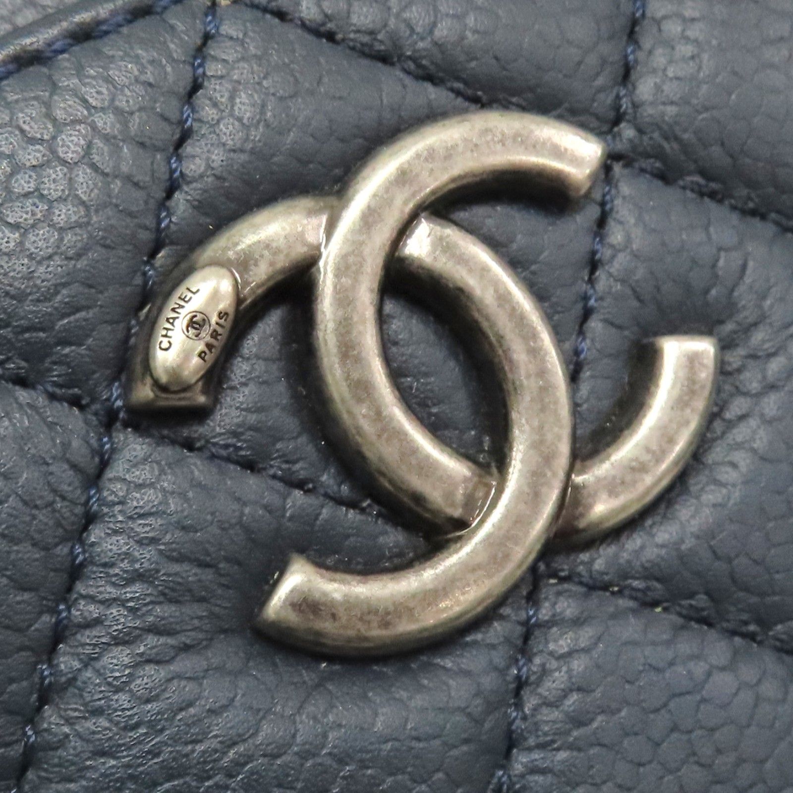 Caviar Quilted and Smooth Leather Shopping Tote — view 13