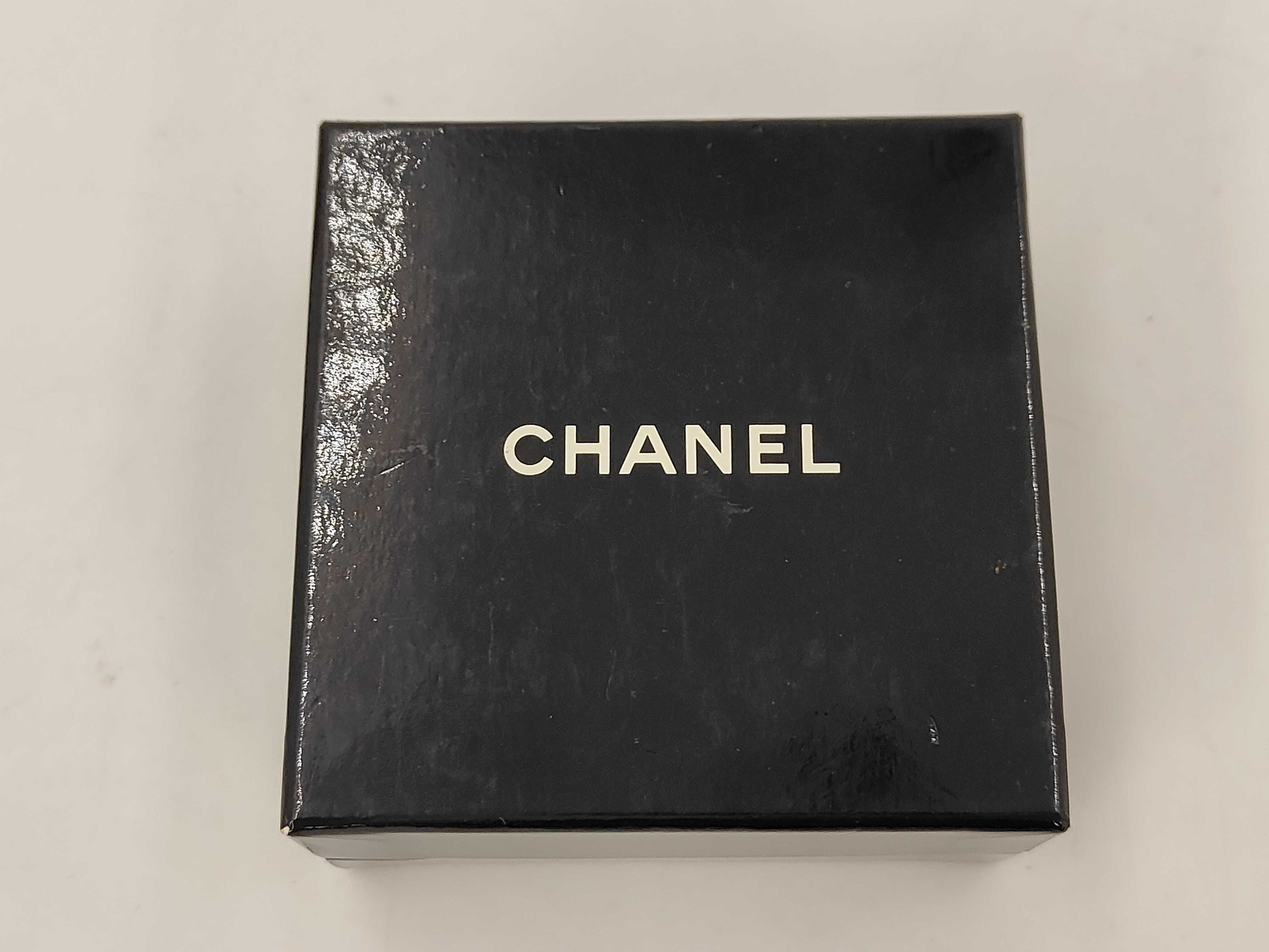 Camellia Gold Brooch — view 6