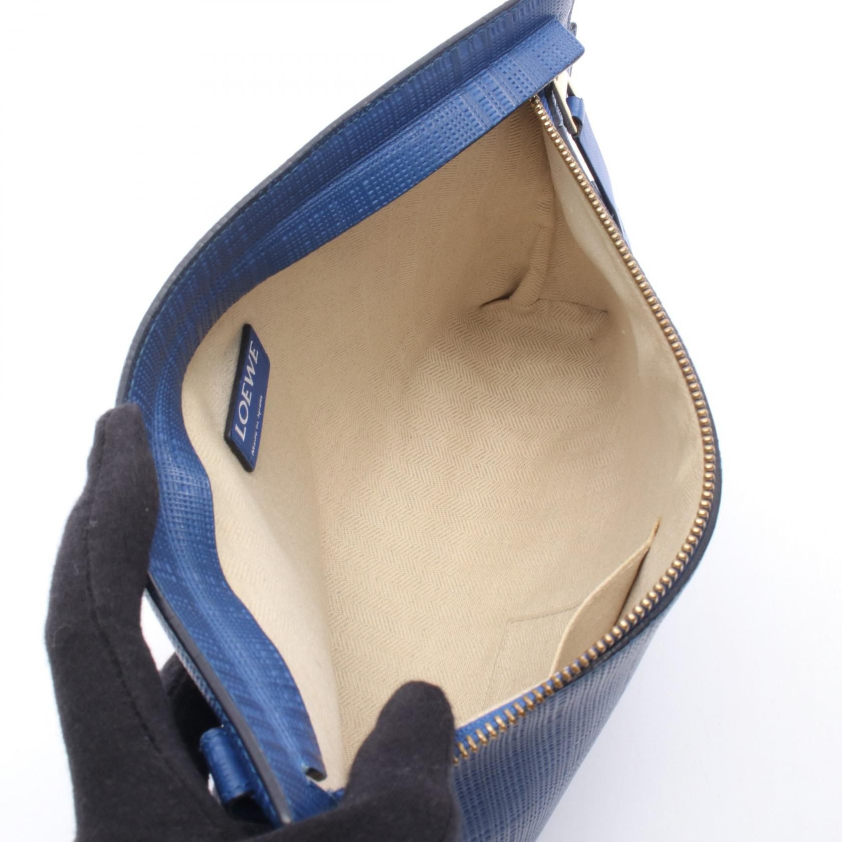 T Anagrama Leather Zip Pouch — view 3