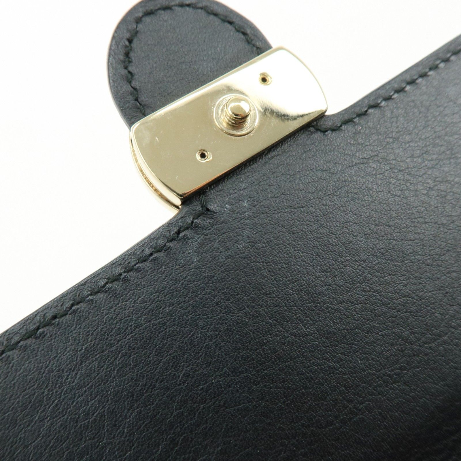 Interlocking G Leather Shoulder Bag Crossbody Bag Black 369664 — view 18