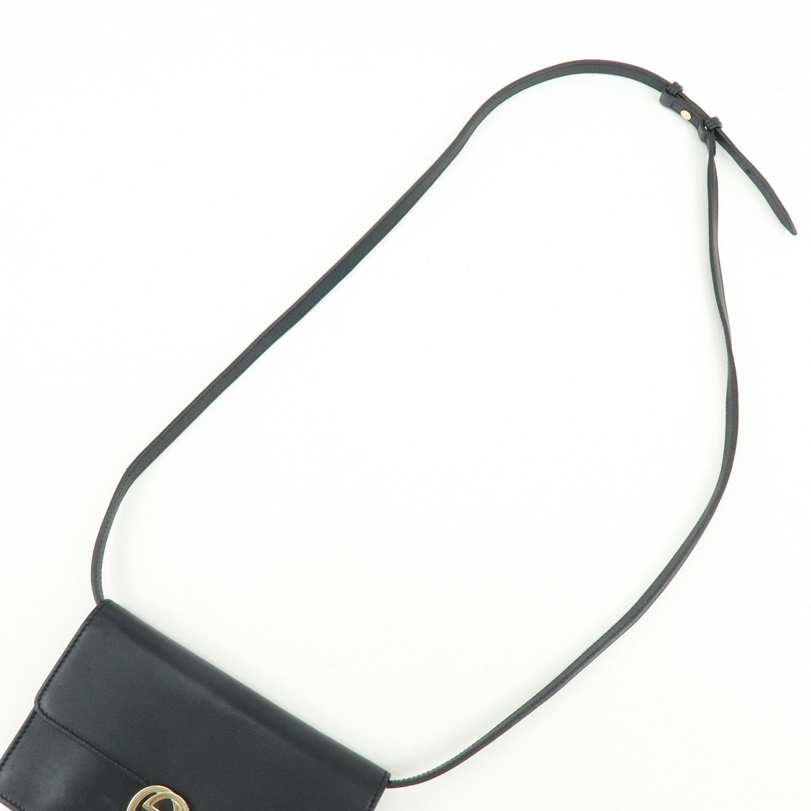 Interlocking G Leather Shoulder Bag Crossbody Bag Black 369664 — view 6