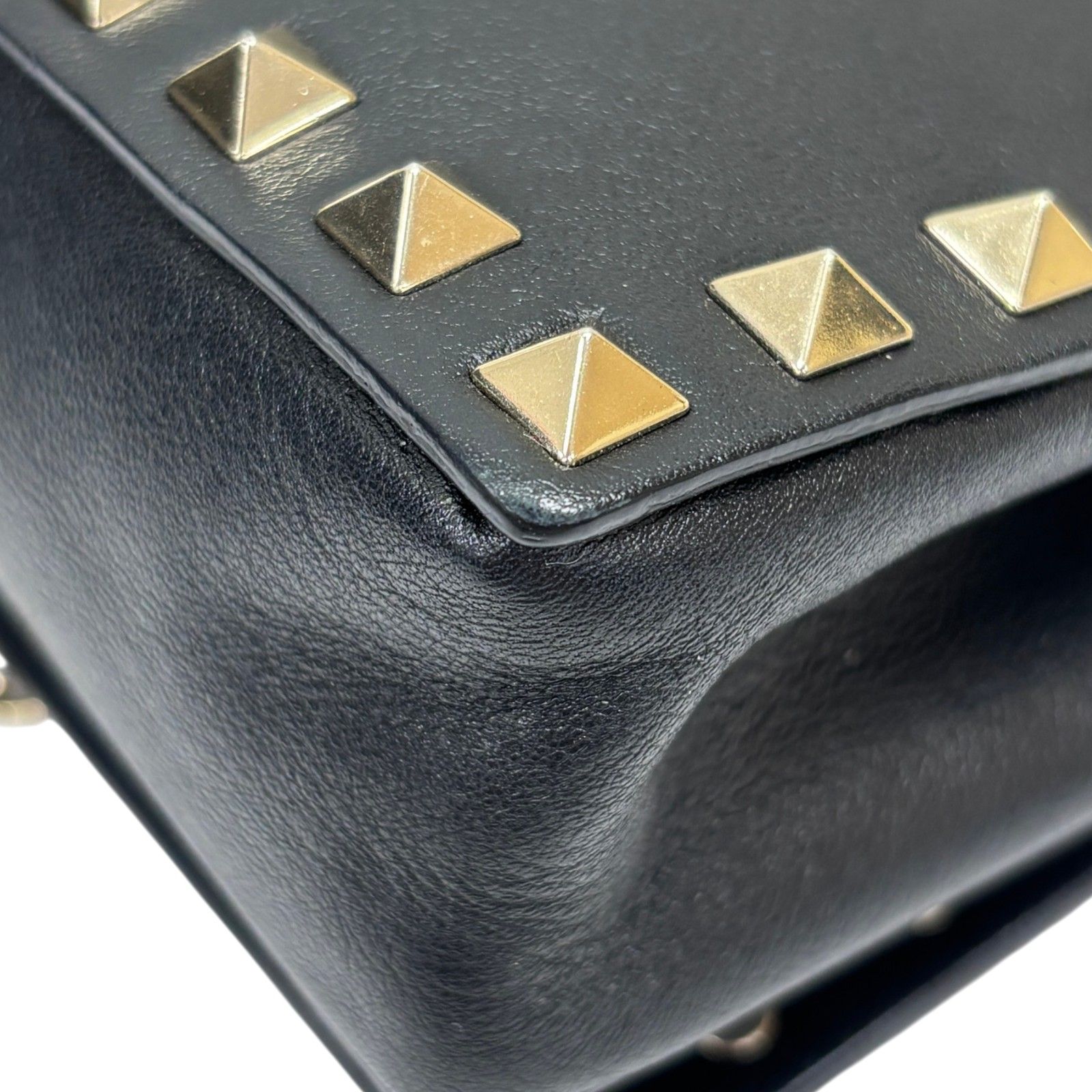 Garavani Rockstud Wallet On Chain (WOC) — view 11
