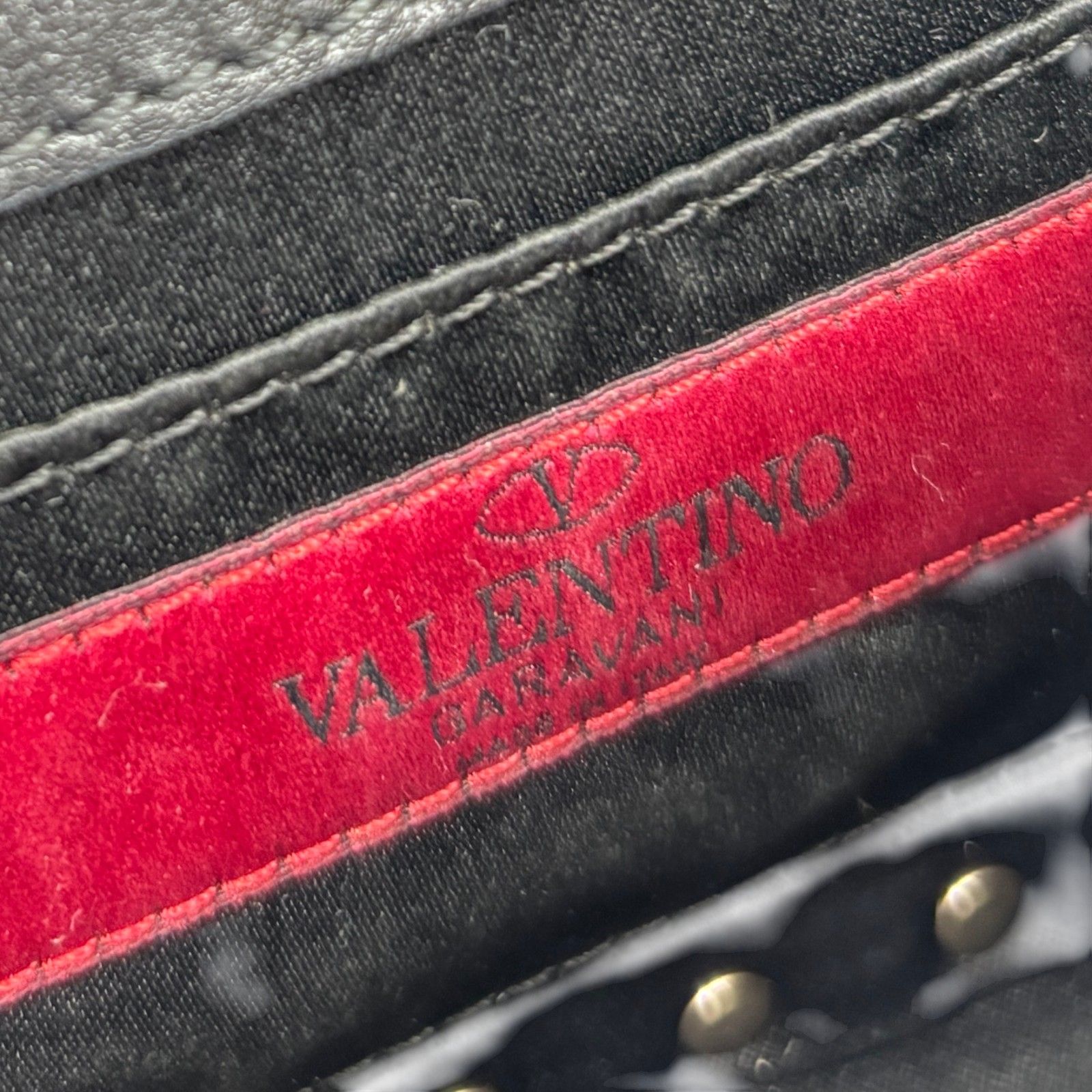 Garavani Rockstud Wallet On Chain (WOC) — view 7